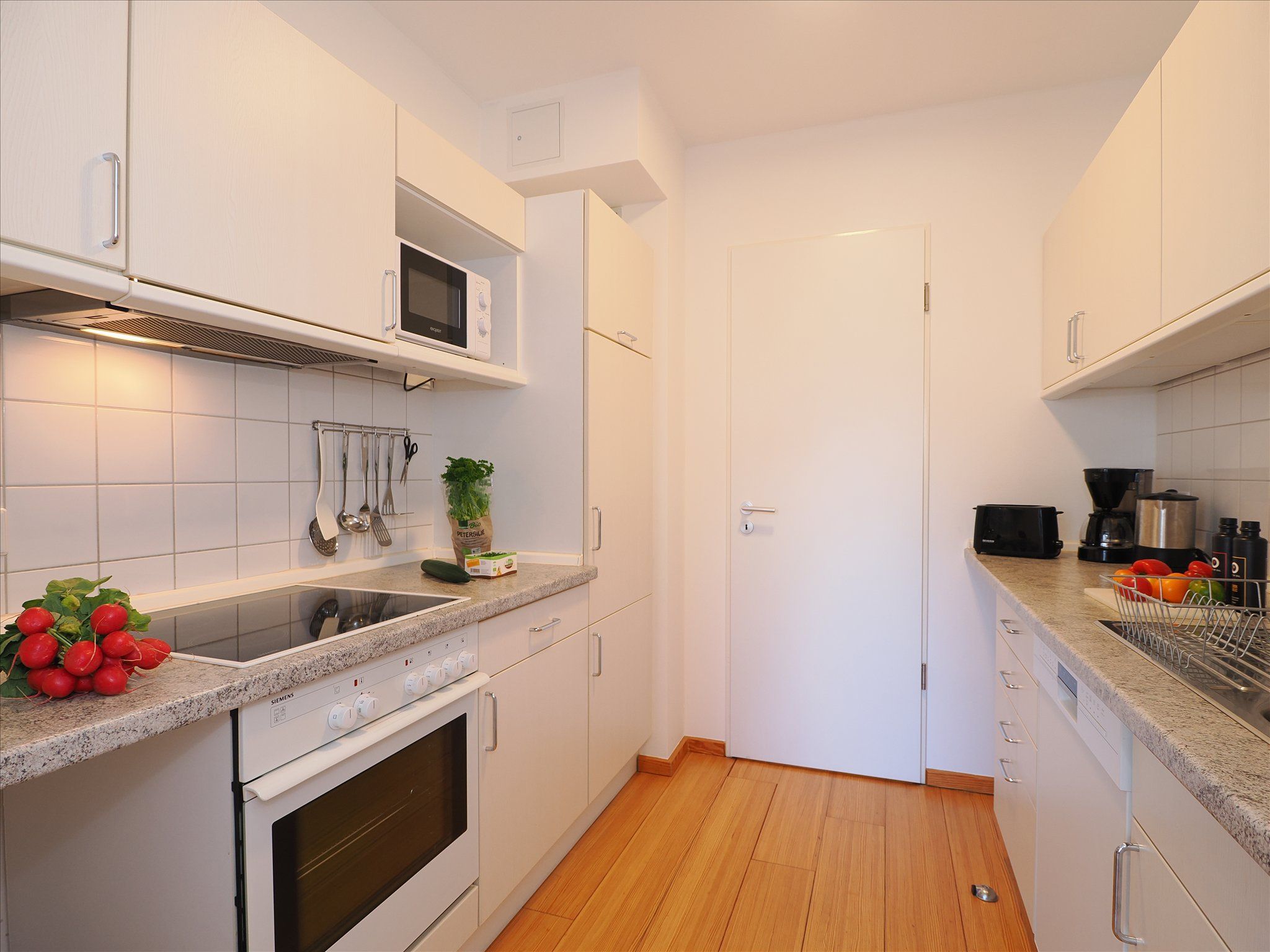 Kaiservillen Heringsdorf Ferienwohnung mit 1 Schlafzimmer und Balkon (D111) Insel Usedom - Küche / Küchenzeile