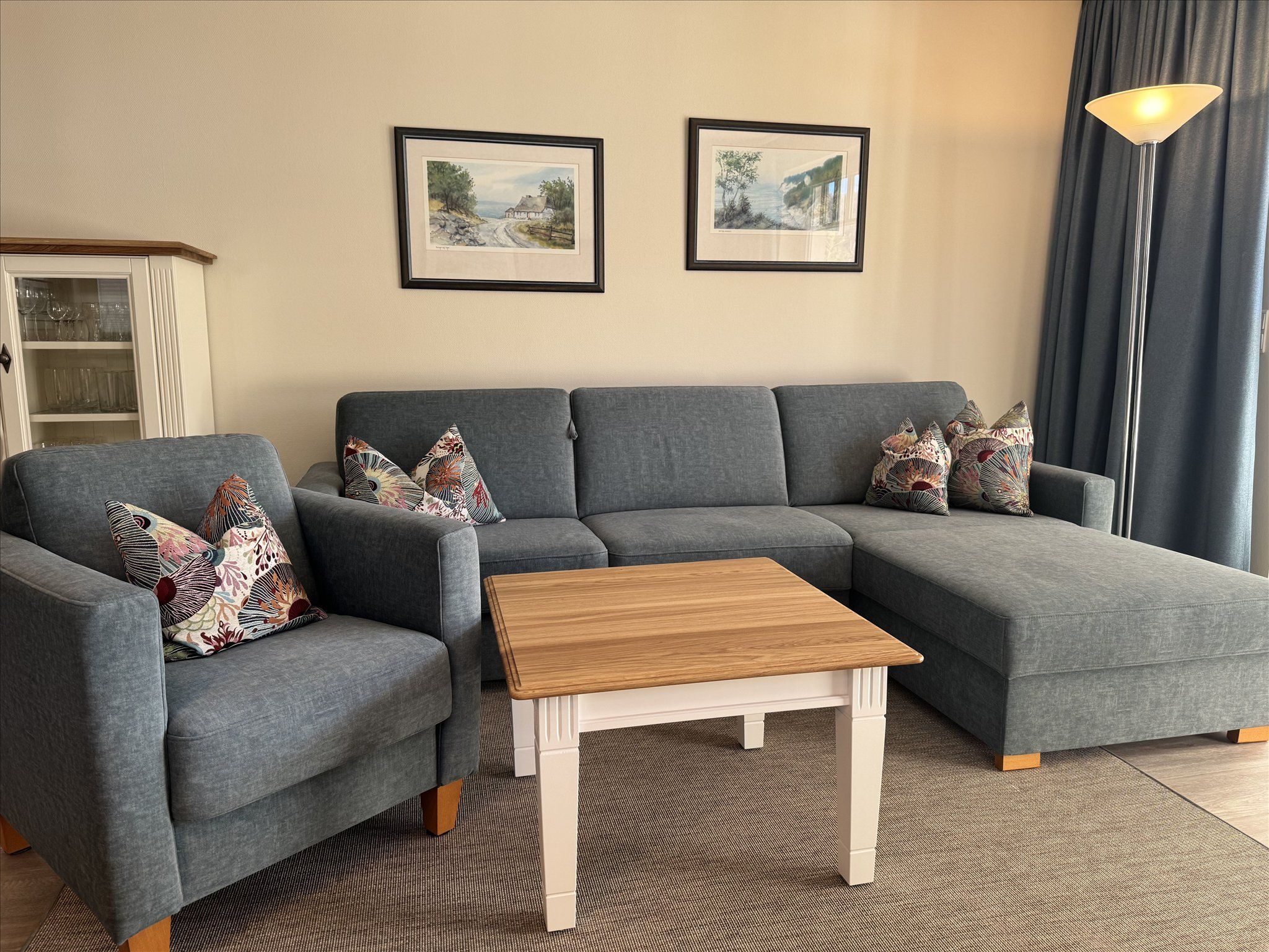 Dünenpark Binz Komfort Ferienwohnung mit 1 Schlafzimmer und Terrasse im Erdgeschoss (285) Insel Rügen - Wohnzimmer