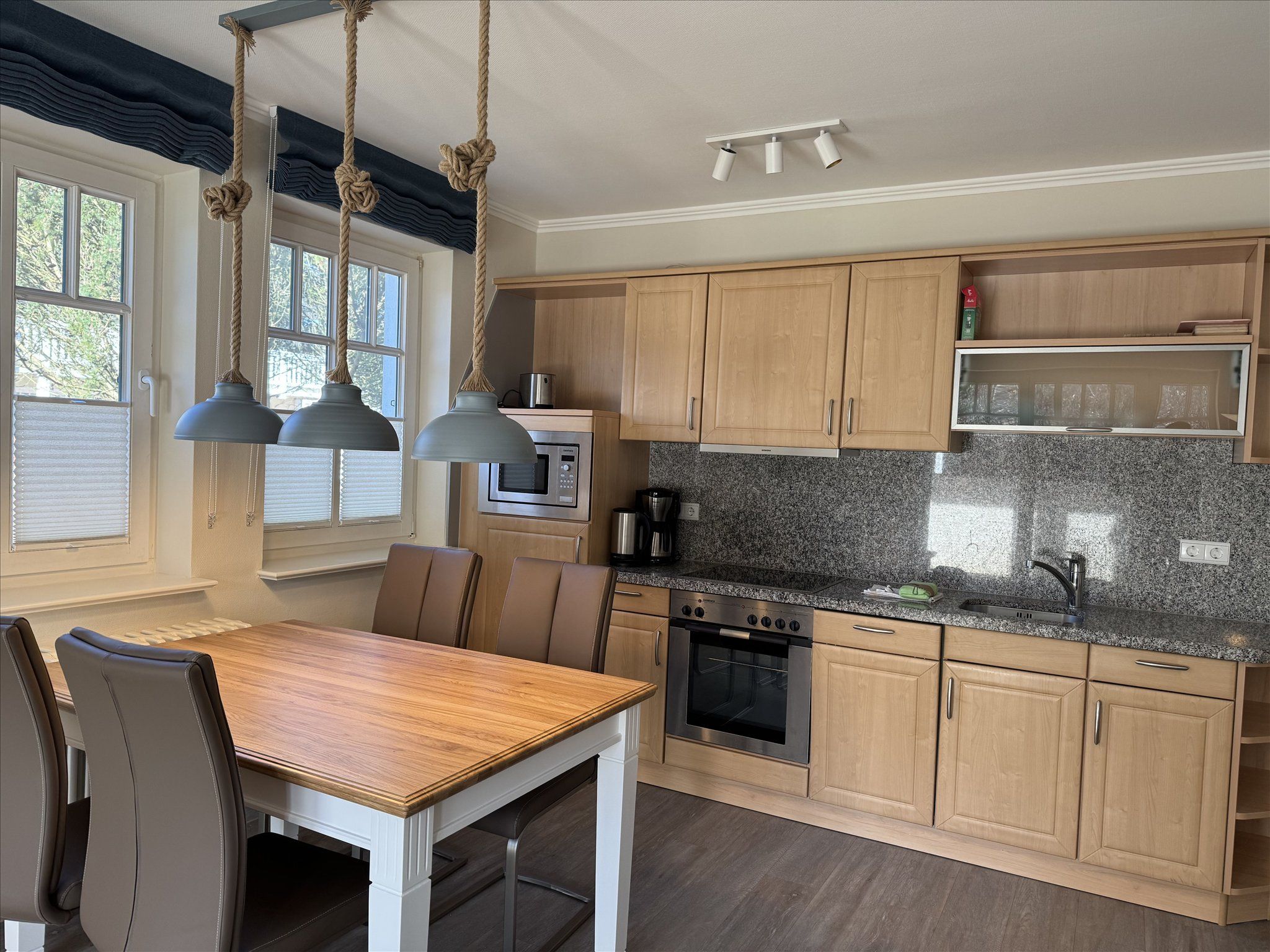 Dünenpark Binz Komfort Ferienwohnung mit 1 Schlafzimmer und Terrasse im Erdgeschoss (285) Insel Rügen - Küche / Küchenzeile