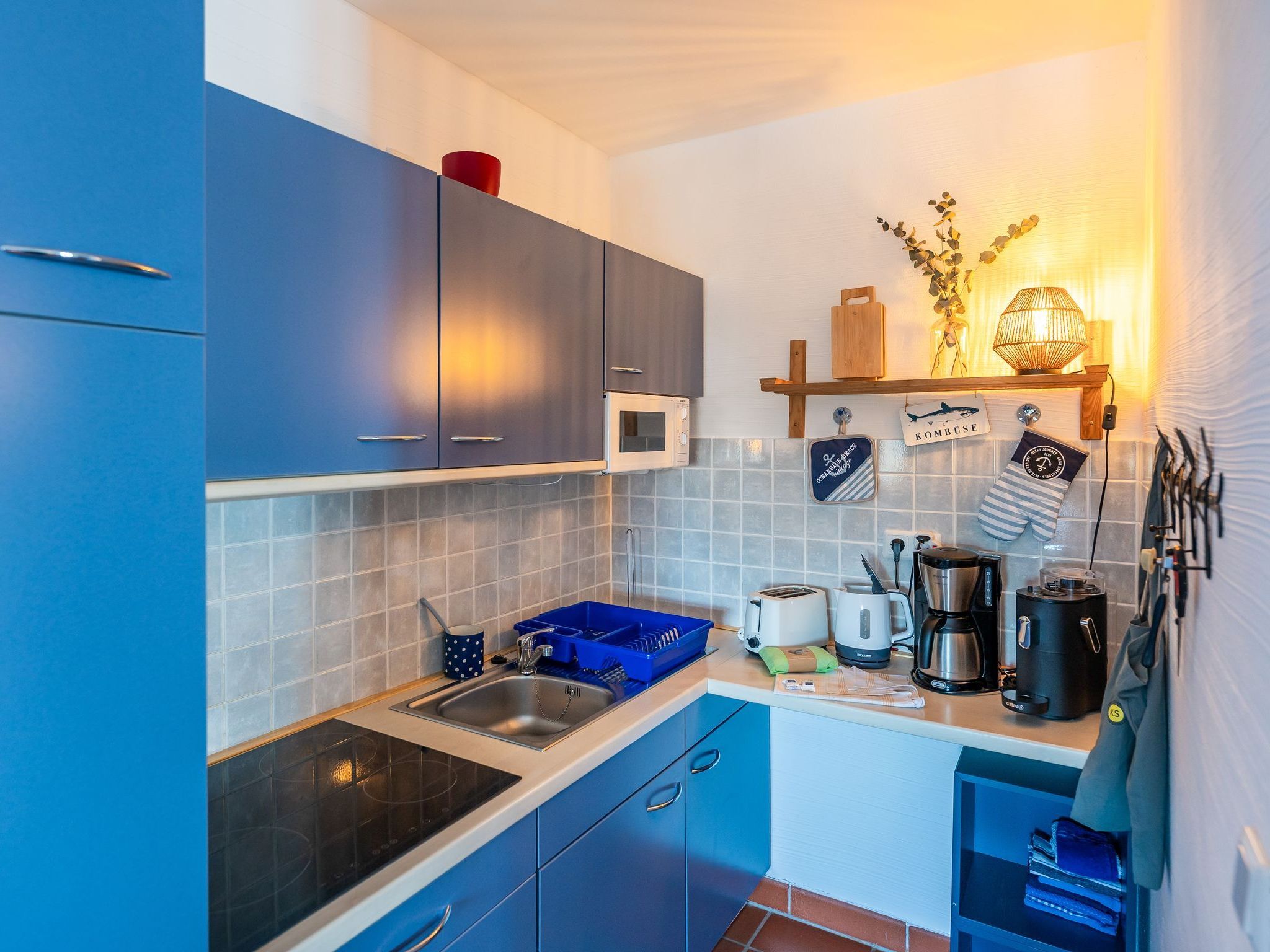 Feriendorf Rugana Budget Ferienwohnung mit 1 Schlafzimmer (A67) Insel Rügen - Küche / Küchenzeile