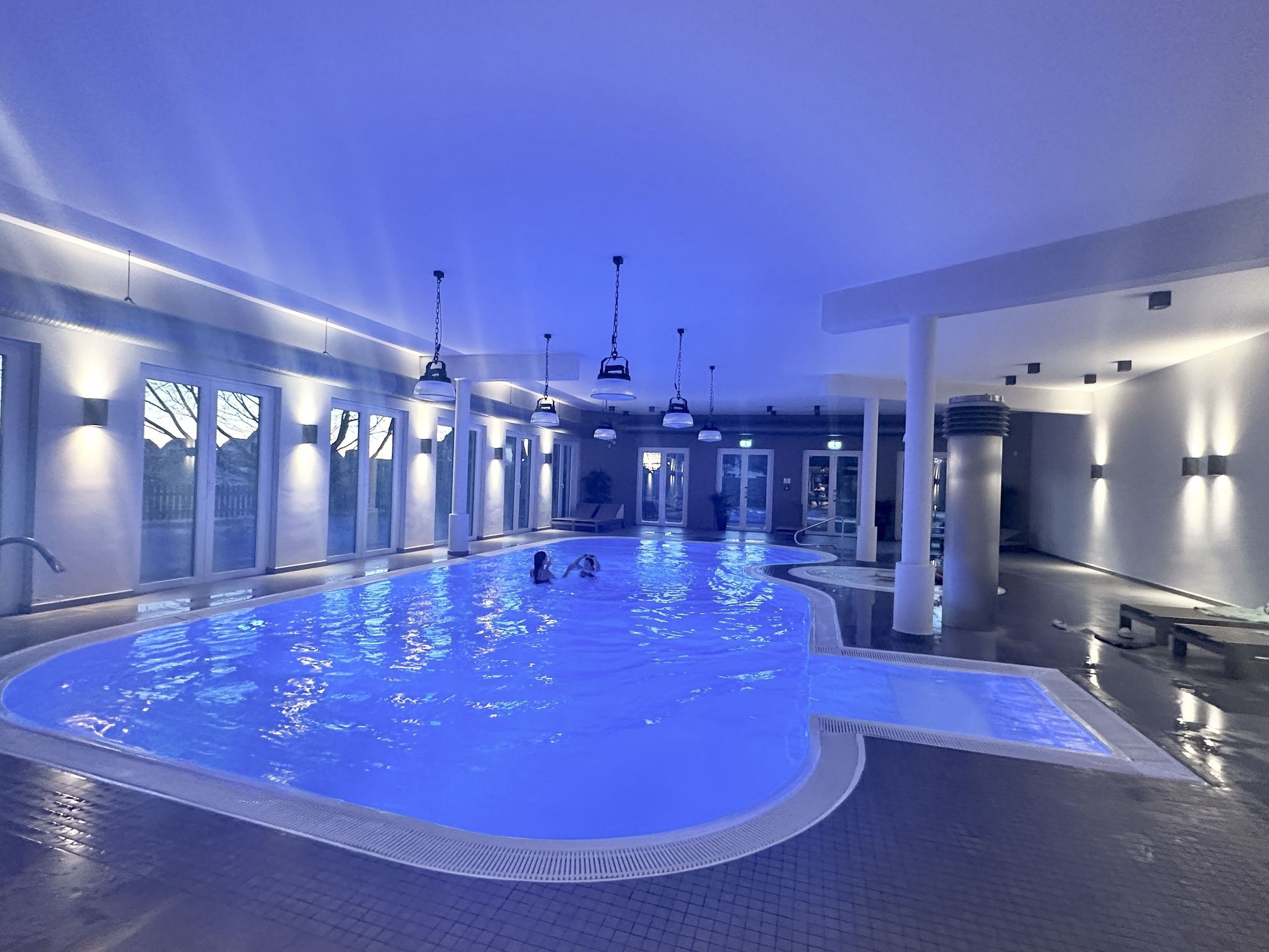 Feriendorf Rugana Komfortplus Ferienwohnung mit 1 Schlafzimmer und Terrasse (B43) Insel Rügen - Pool