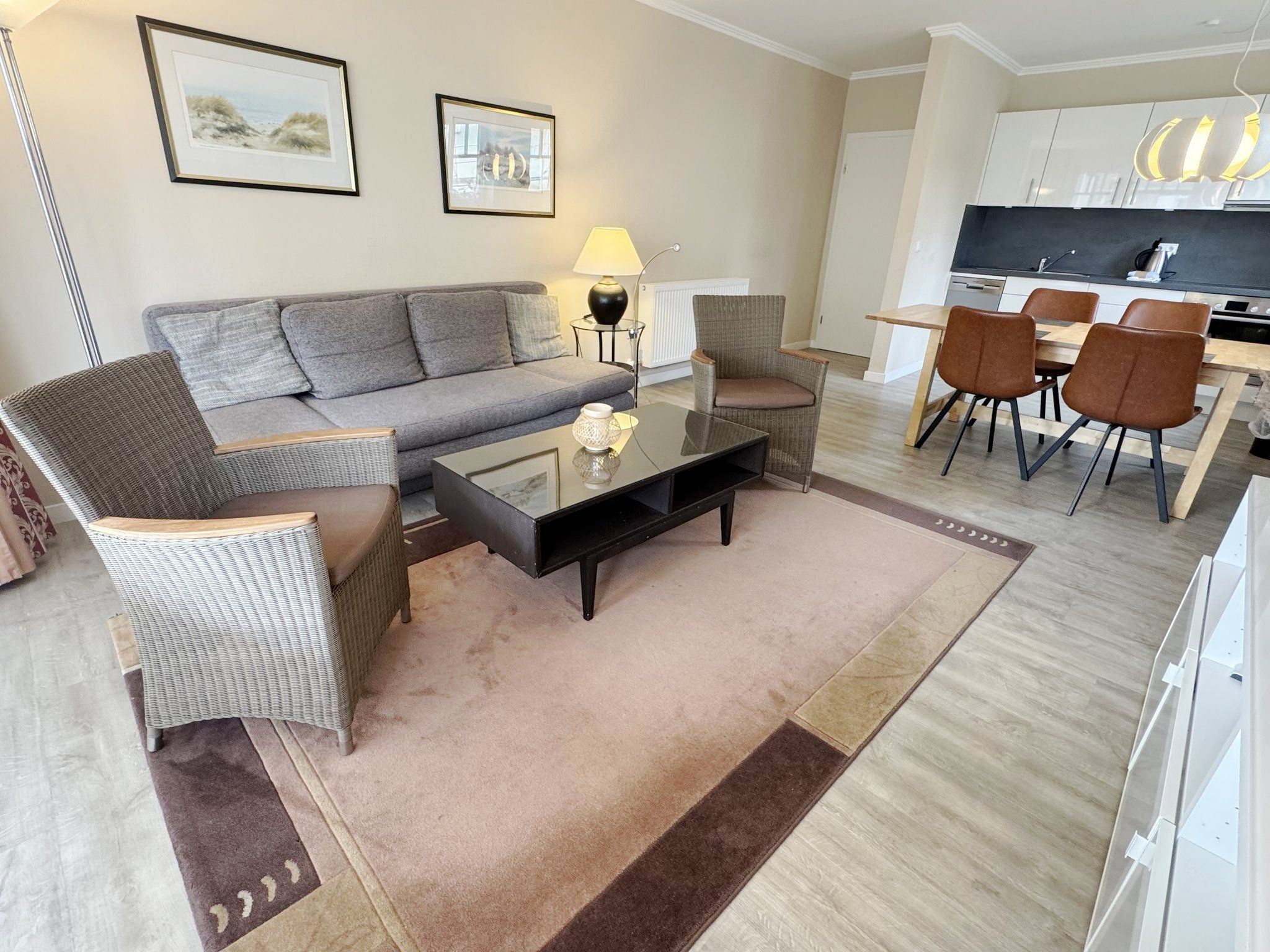 Dünenpark Binz Komfortplus Ferienwohnung mit 1 Schlafzimmer und Terrasse im Erdgeschoss (213) Insel Rügen - Wohnzimmer