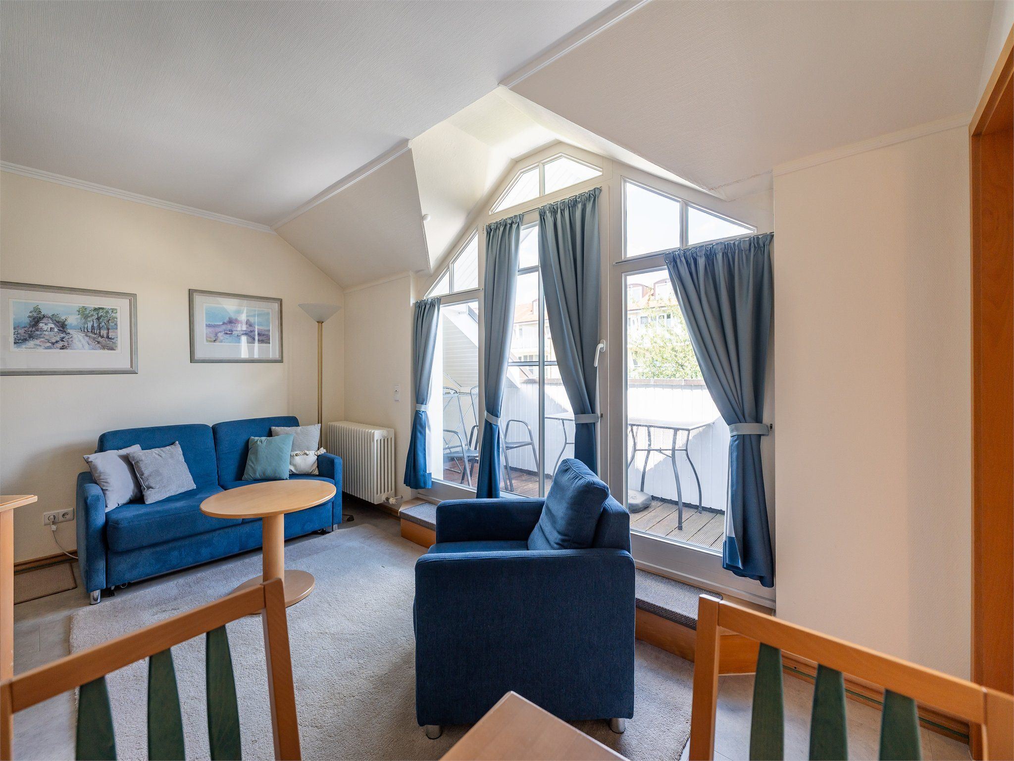 Dünenpark Binz Komfort Ferienwohnung mit 1 Schlafzimmer und Balkon im Dachgeschoss (197) Insel Rügen - Wohnzimmer
