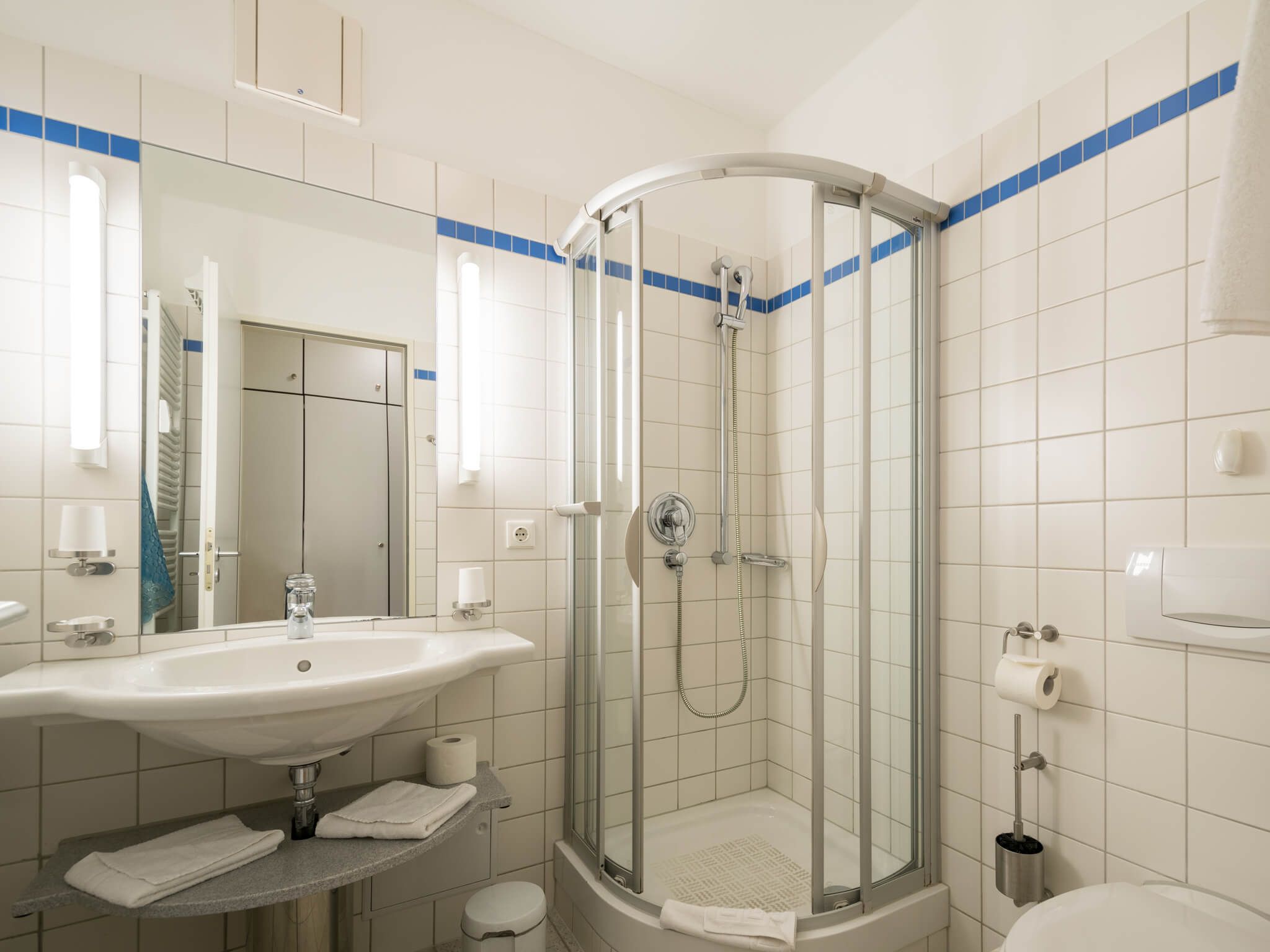 Kaiservillen Heringsdorf 1-Raum-Ferienwohnung mit Terrasse (D103) Insel Usedom - Badezimmer