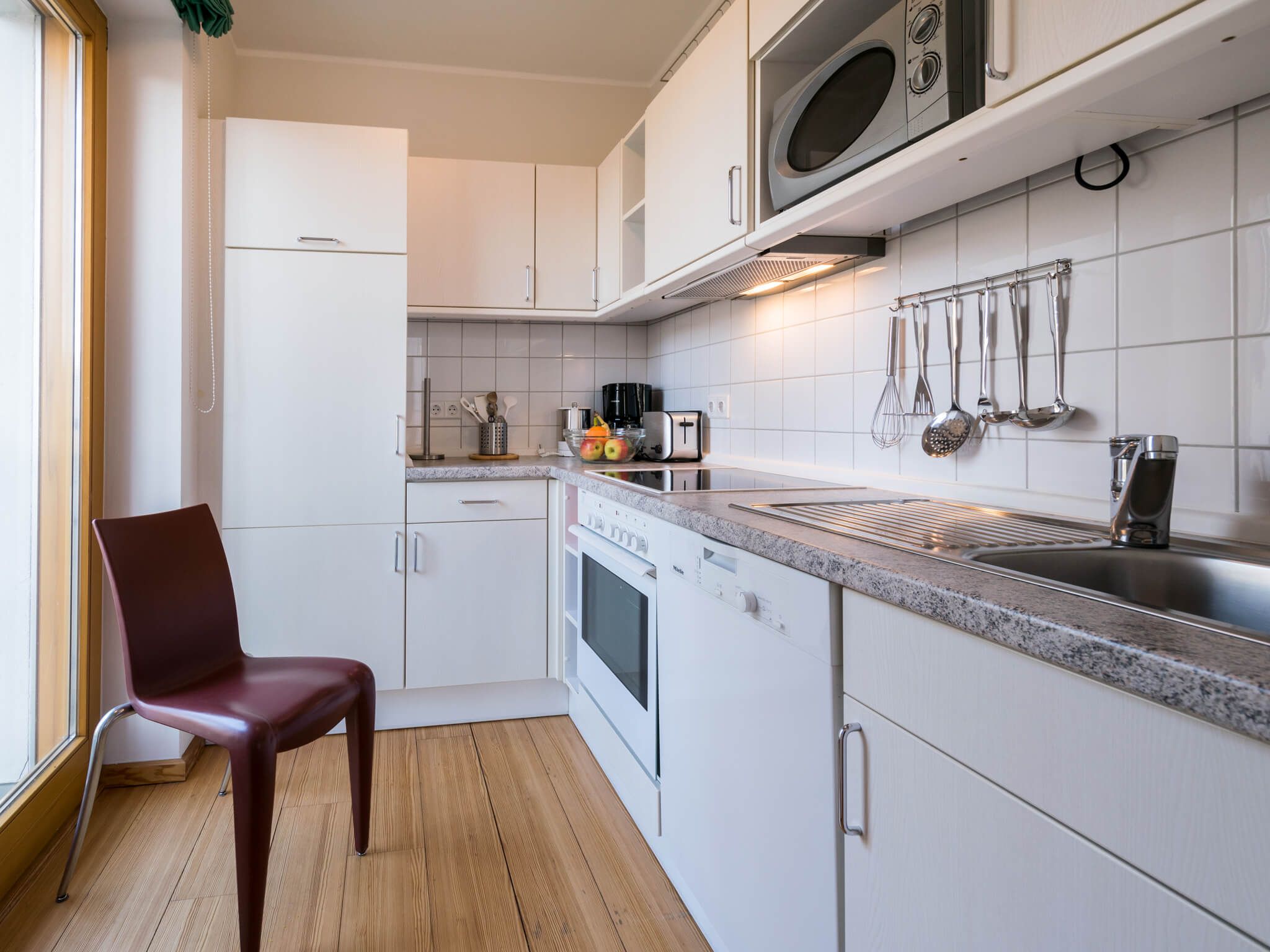 Kaiservillen Heringsdorf Ferienwohnung mit 1 Schlafzimmer und Balkon (D114) Insel Usedom - Küche / Küchenzeile