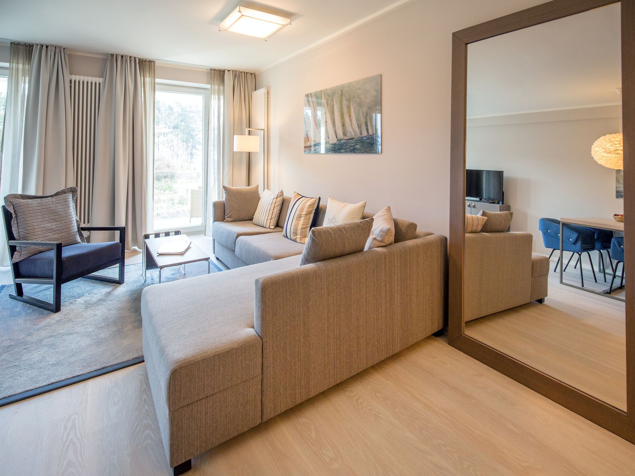 Dünenresidenz Prora Schöne Ferienwohnung in Top-Strandlage mit Meerblick (NP/113) Insel Rügen - Wohnzimmer