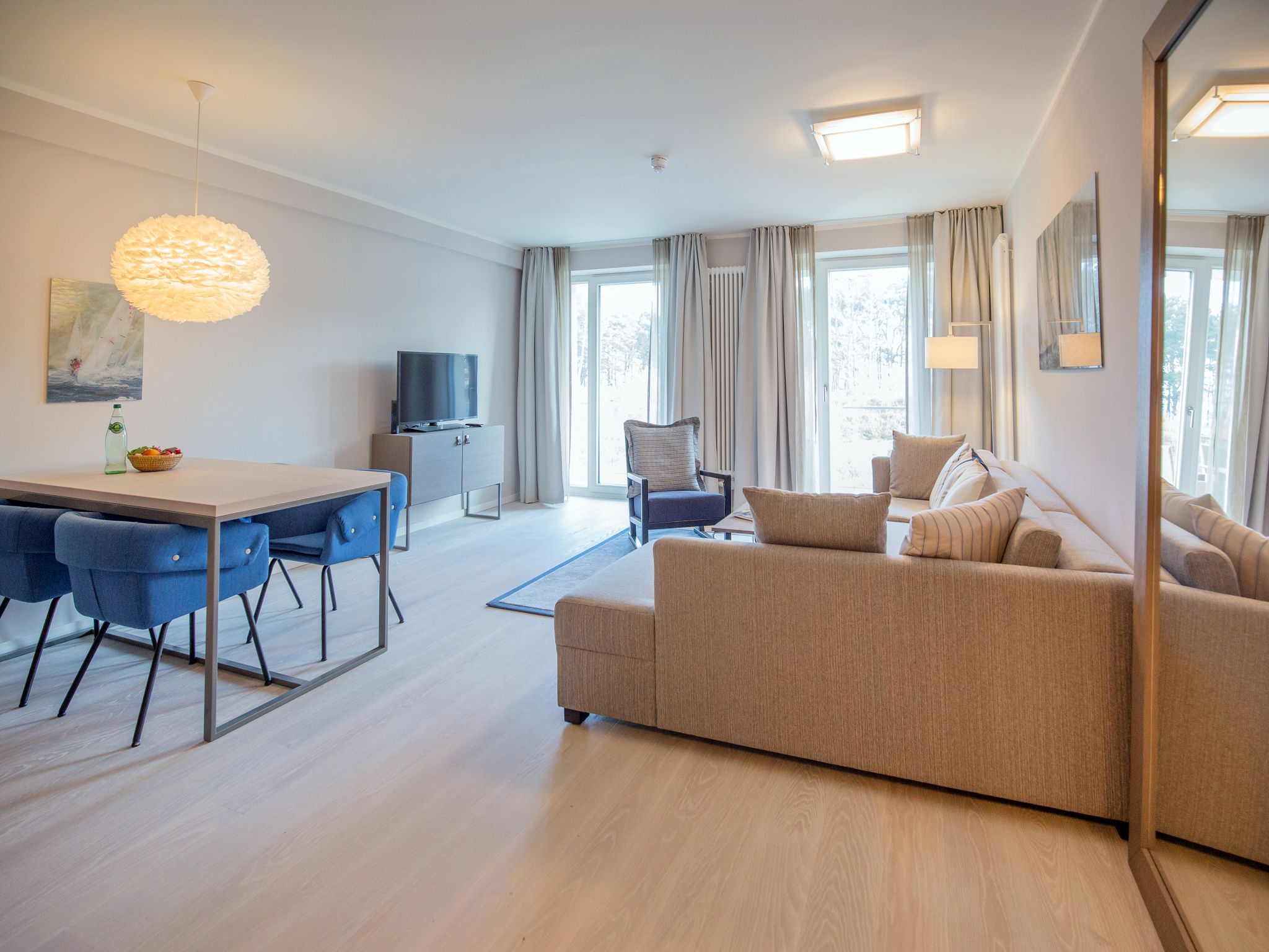 Dünenresidenz Prora Ferienwohnung mit Meerblick, 2 Schlafzimmern und Balkon (NP/115) Insel Rügen - Wohnzimmer