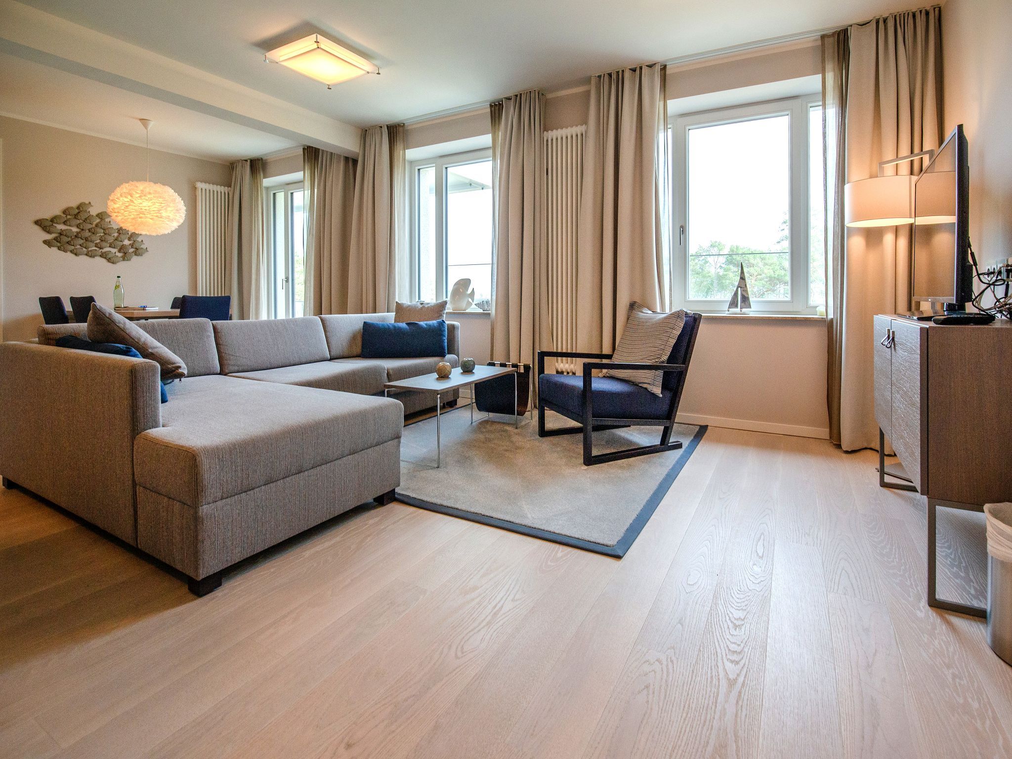 Dünenresidenz Prora Ferienwohnung Azur mit Meerblick, 2 Schlafzimmern und Balkon (NP/203) Insel Rügen - Wohnzimmer