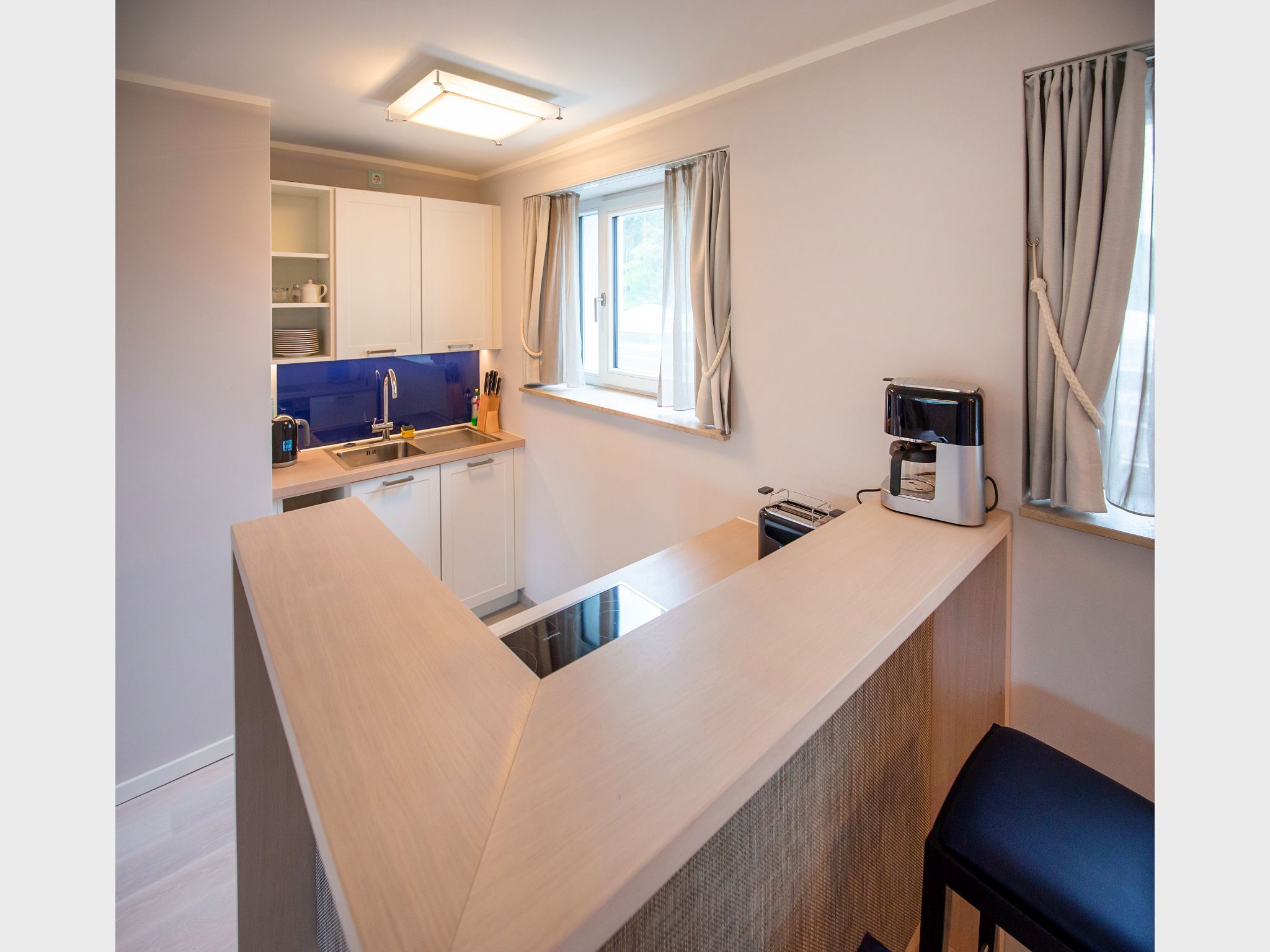 Dünenresidenz Prora Ferienwohnung mit Meerblick, 3 Schlafzimmern und Balkon (NP/206) Insel Rügen - Küche / Küchenzeile