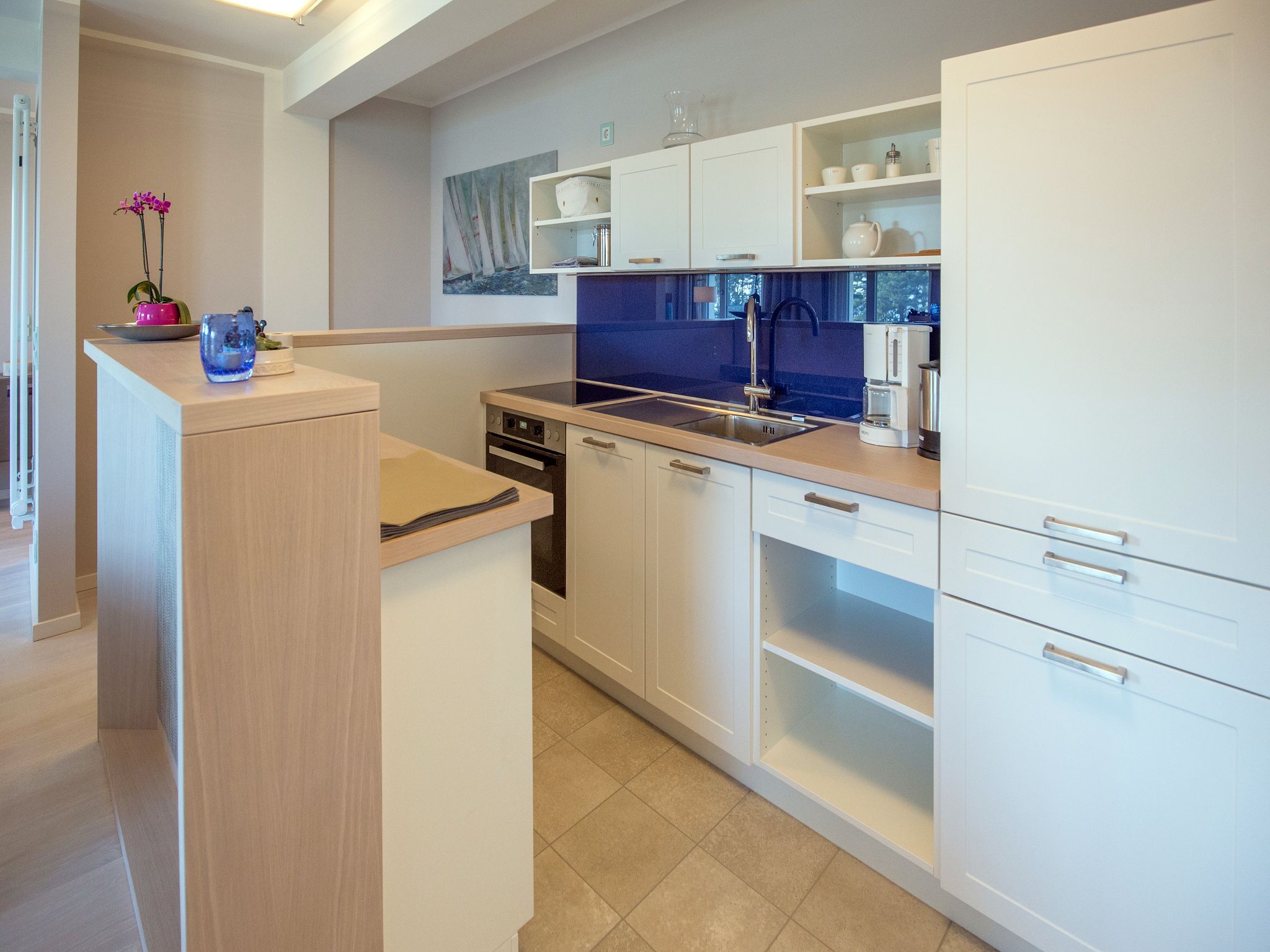 Dünenresidenz Prora Ferienwohnung mit Meerblick, 2 Schlafzimmern und Balkon (NP/304) Insel Rügen - Küche / Küchenzeile