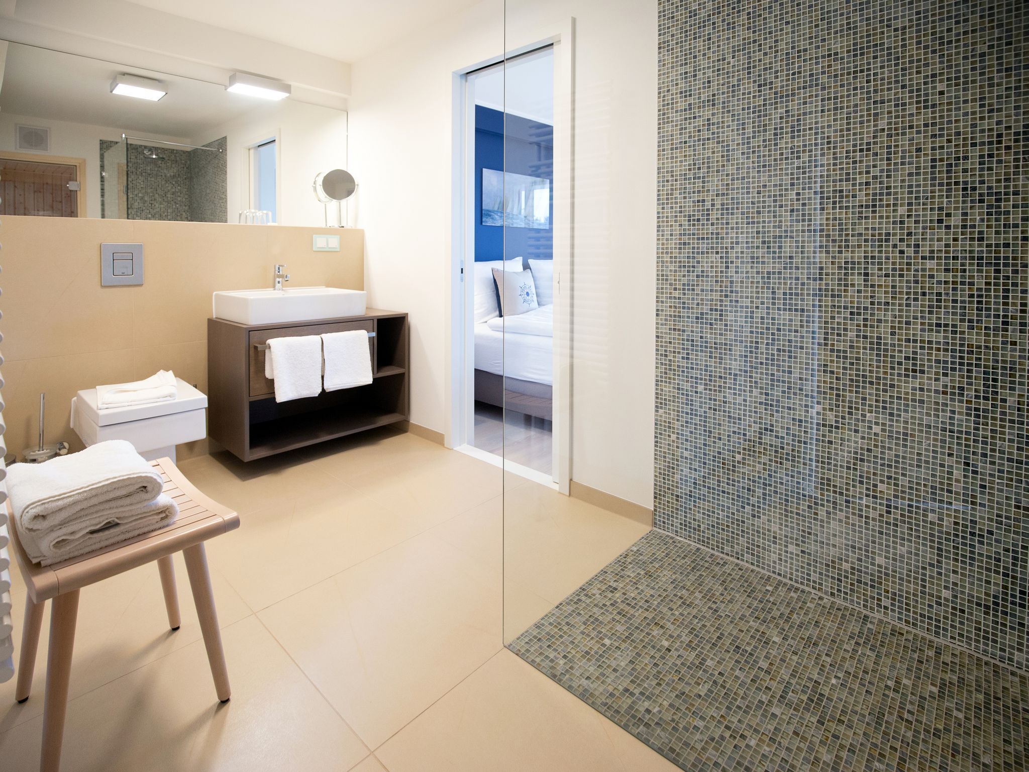 Dünenresidenz Prora Ferienwohnung mit Meerblick, 3 Schlafzimmern, Balkon und Sauna (NP/306) Insel Rügen - Badezimmer