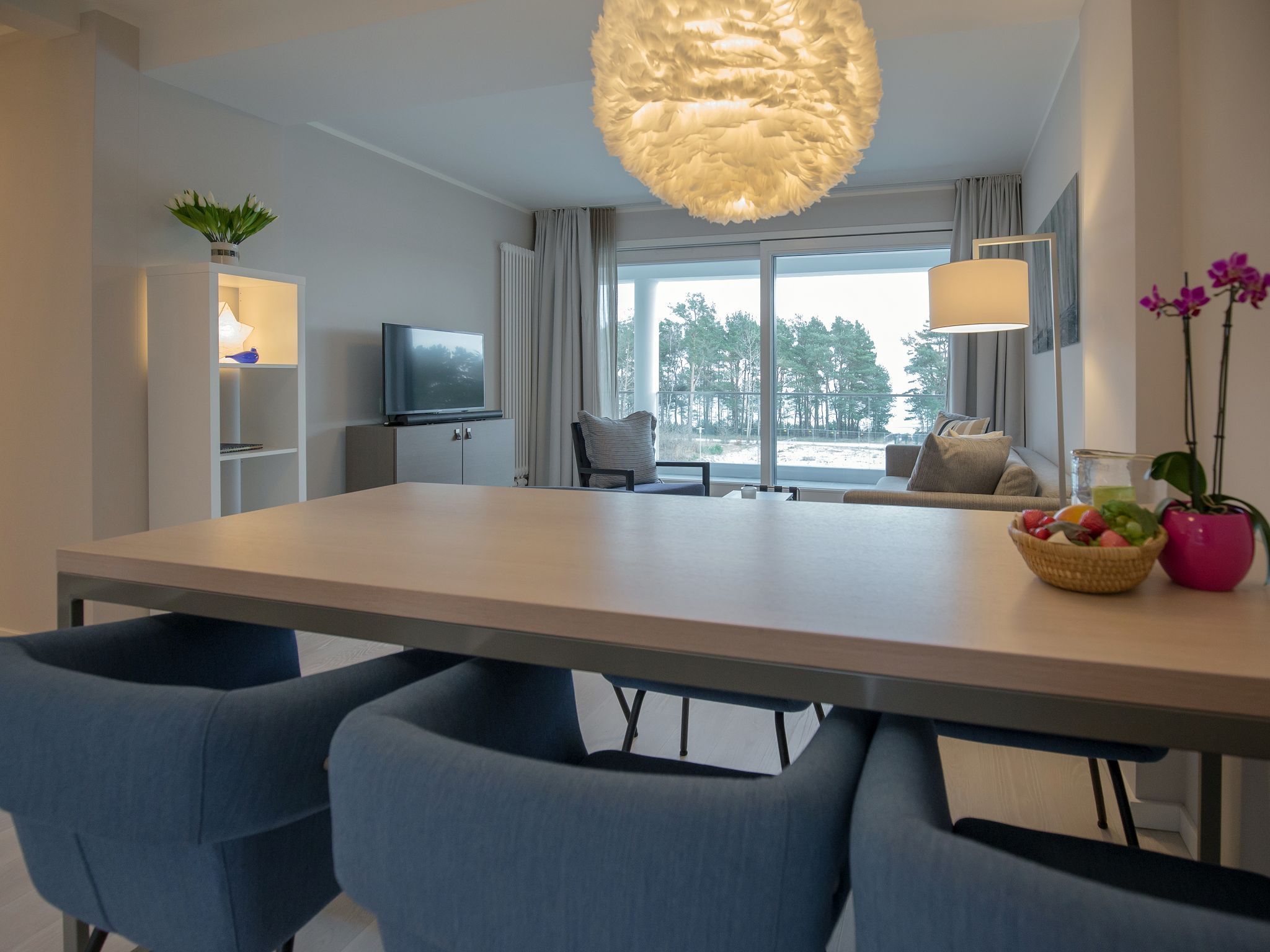 Dünenresidenz Prora Ferienwohnung mit Meerblick, 2 Schlafzimmern und Loggia (NP/318) Insel Rügen - Wohnzimmer