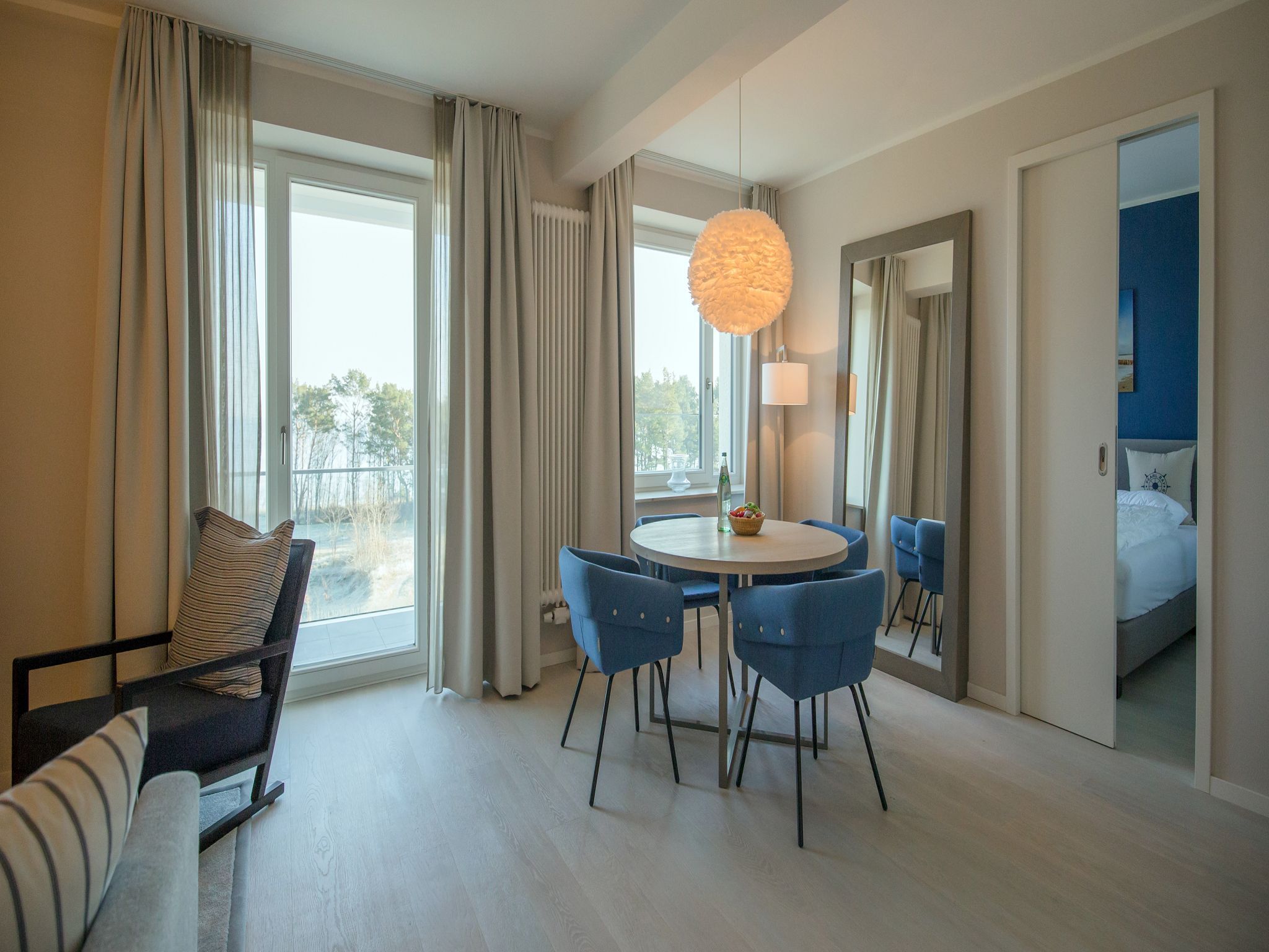Dünenresidenz Prora Ferienwohnung mit Meerblick, 1 Schlafzimmer und Balkon (NP/401) Insel Rügen - Wohnzimmer