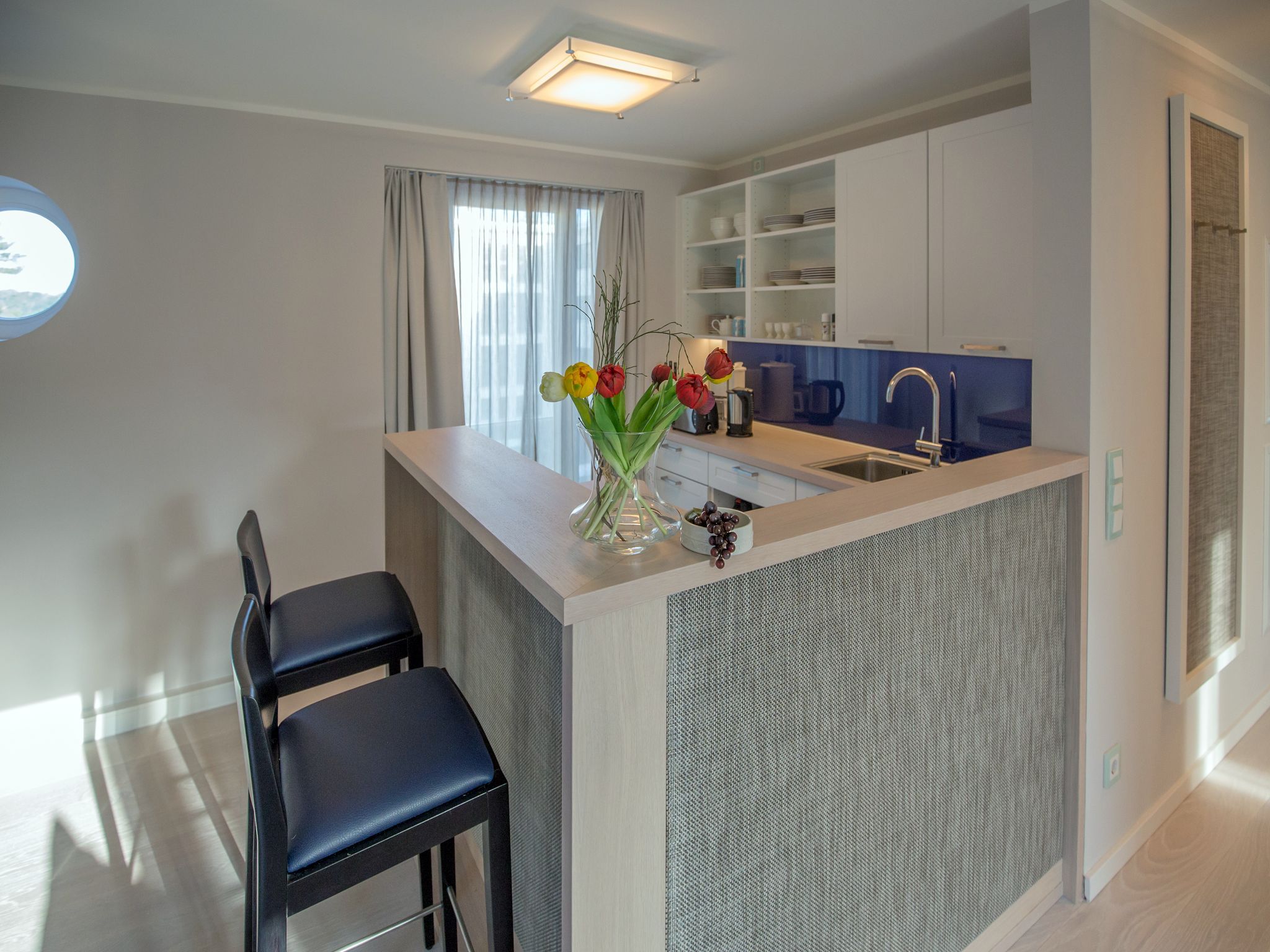 Dünenresidenz Prora Ferienwohnung mit 1 Schlafzimmer zur Sonnenseite (NP/420) Insel Rügen - Küche / Küchenzeile