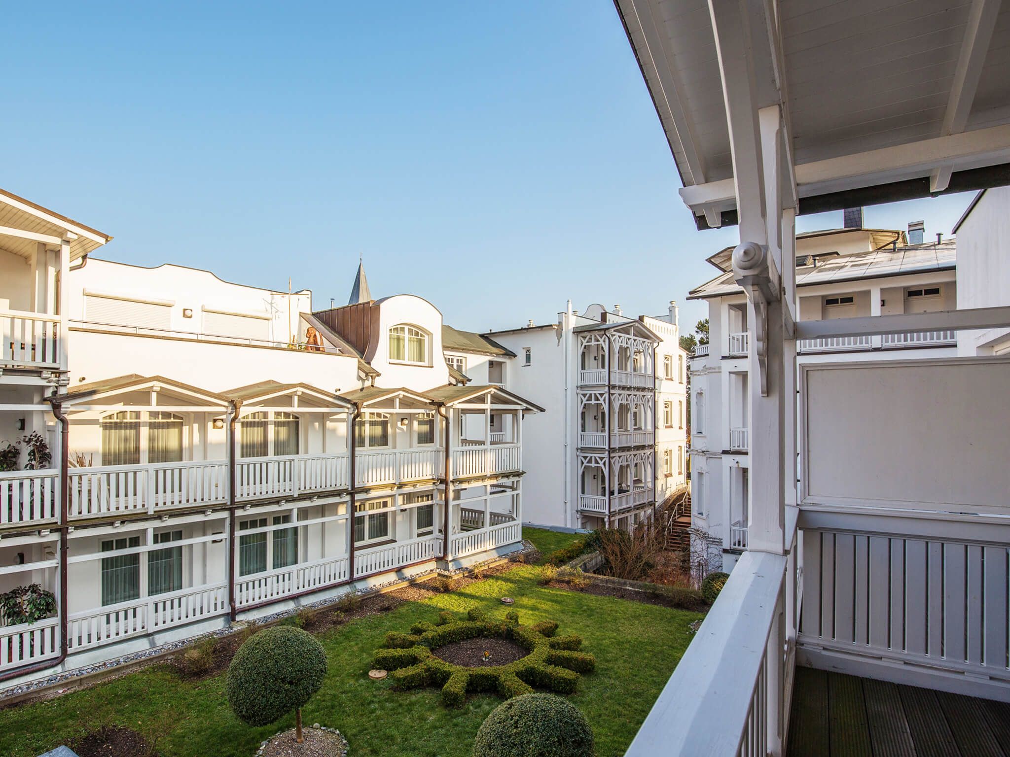 Strandvillen Binz Ferienwohnung mit 1 Schlafzimmer und Balkon (AH/627) Insel Rügen - Hauptansicht