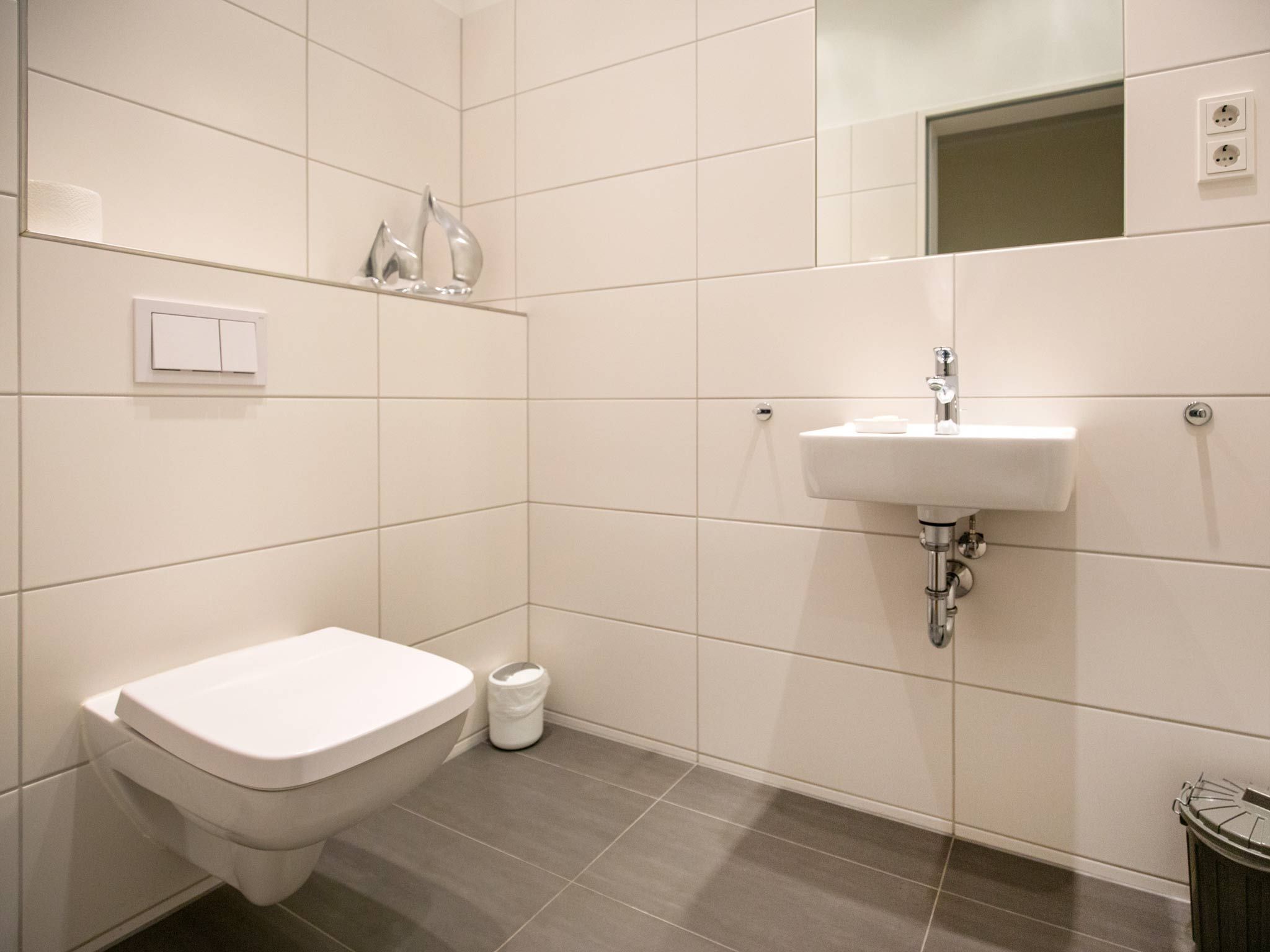 Strandvillen Binz Ferienwohnung mit 2 Schlafzimmern, Terrasse und Balkon (DR/434) Insel Rügen - Badezimmer