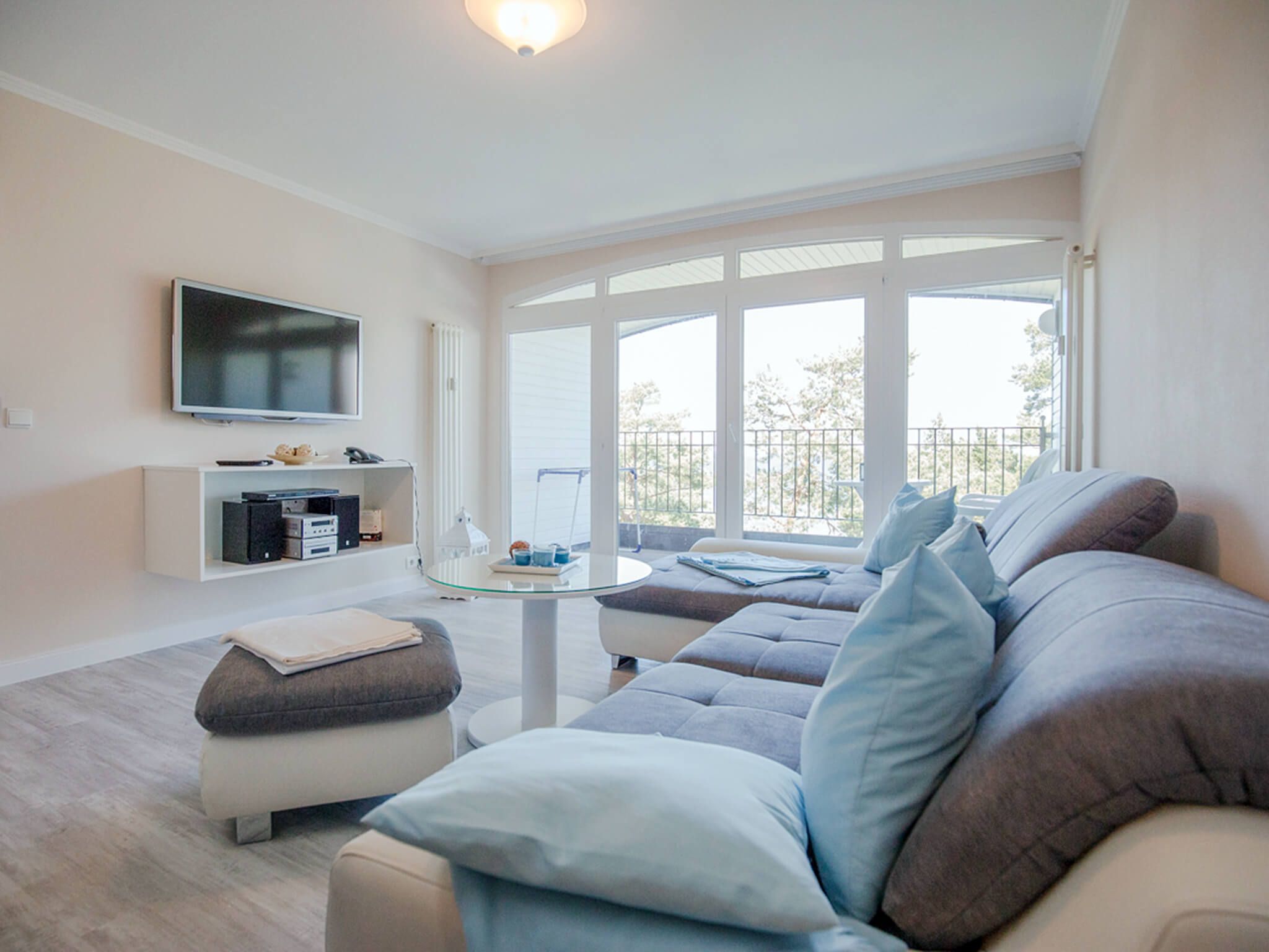 Strandvillen Binz Ferienwohnung mit Meerblick, 2 Schlafzimmern und Balkon (SV/714) Insel Rügen - Wohnzimmer