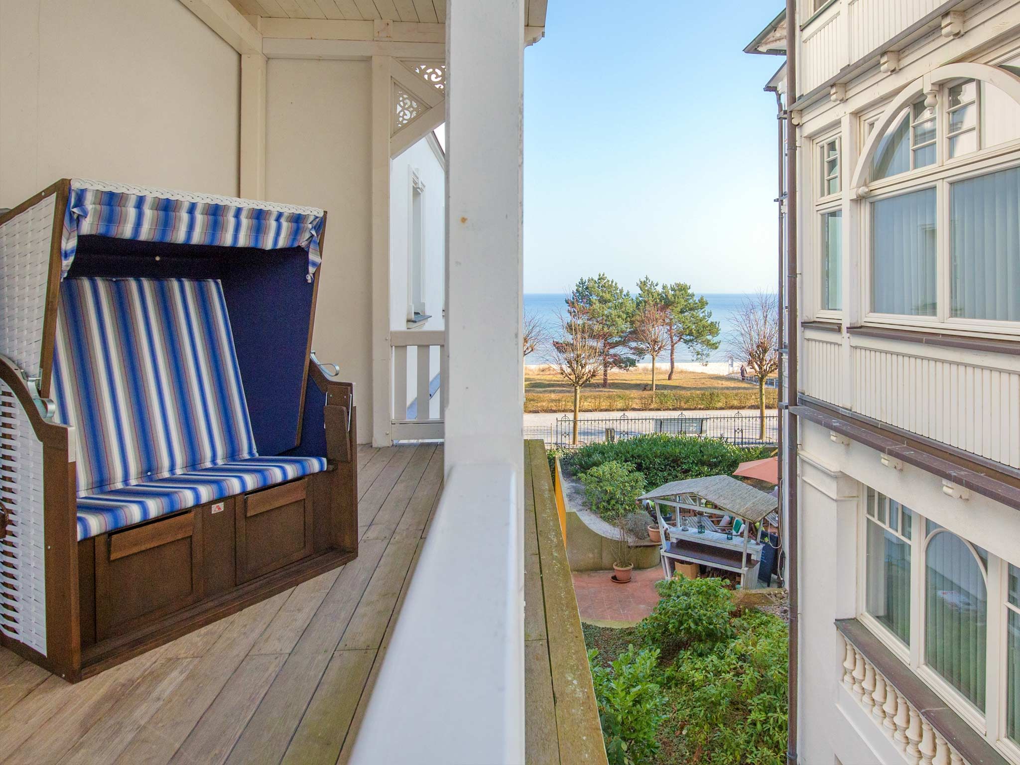 Strandvillen Binz Ferienwohnung mit 2 Schlafzimmern und Balkon (SV/756) Insel Rügen - Balkon
