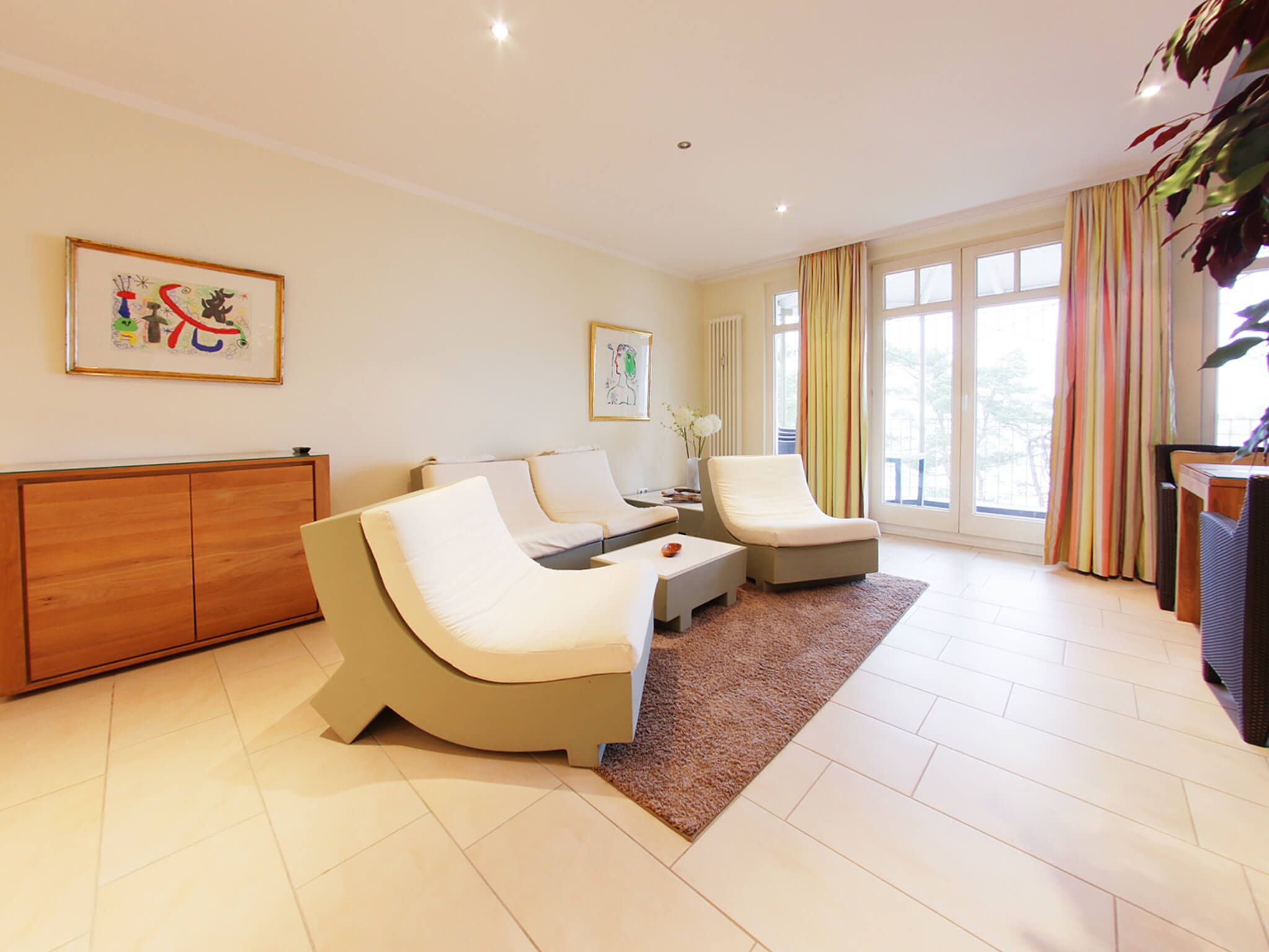 Strandvillen Binz Ferienwohnung mit Meerblick, 2 Schlafzimmern und Balkon (SV/768) Insel Rügen - Wohnzimmer