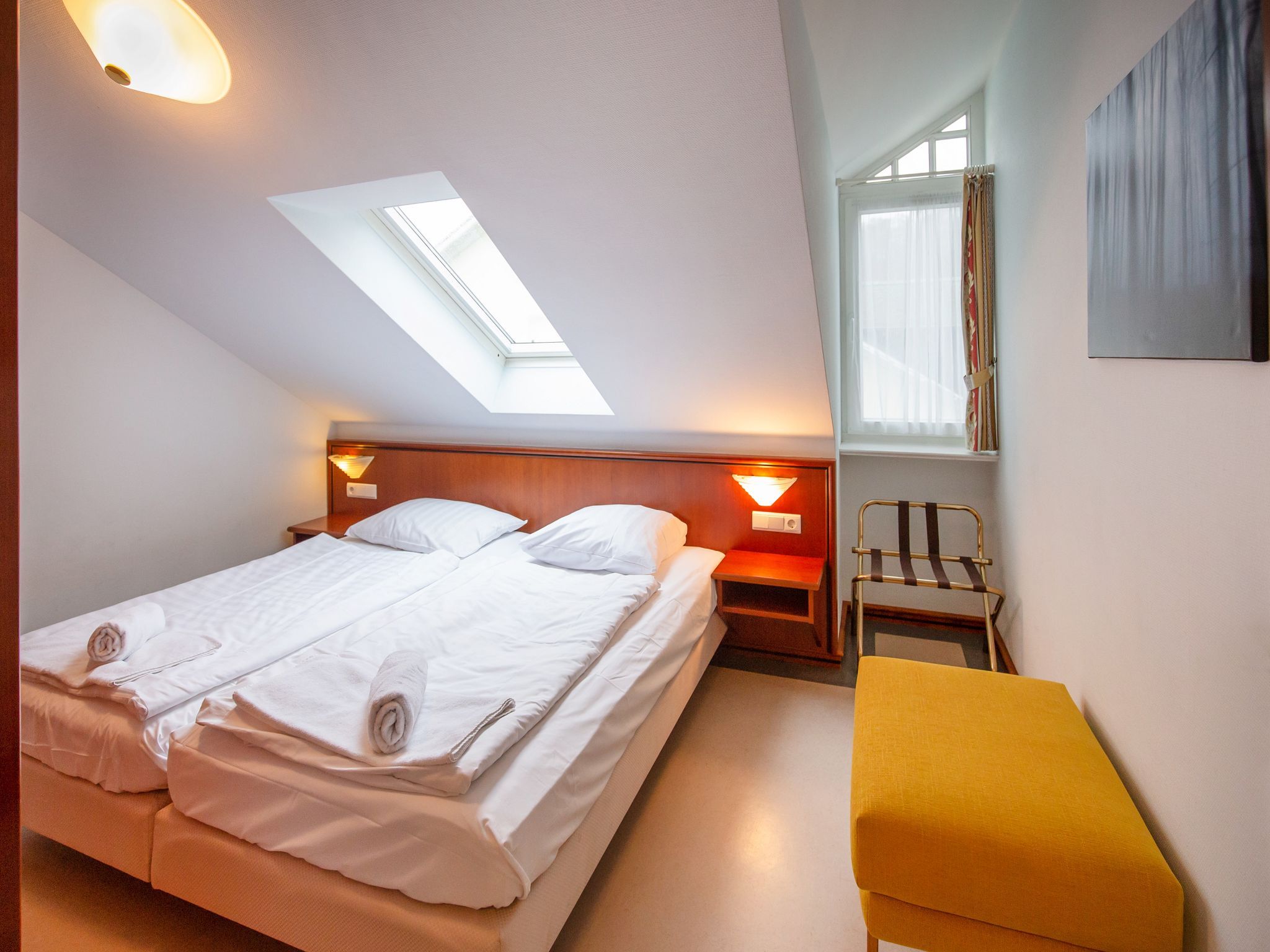 Dünenpark Binz Komfort Ferienwohnung mit 2 Schlafzimmern und Balkon im Dachgeschoss (031) Insel Rügen - Schlafzimmer