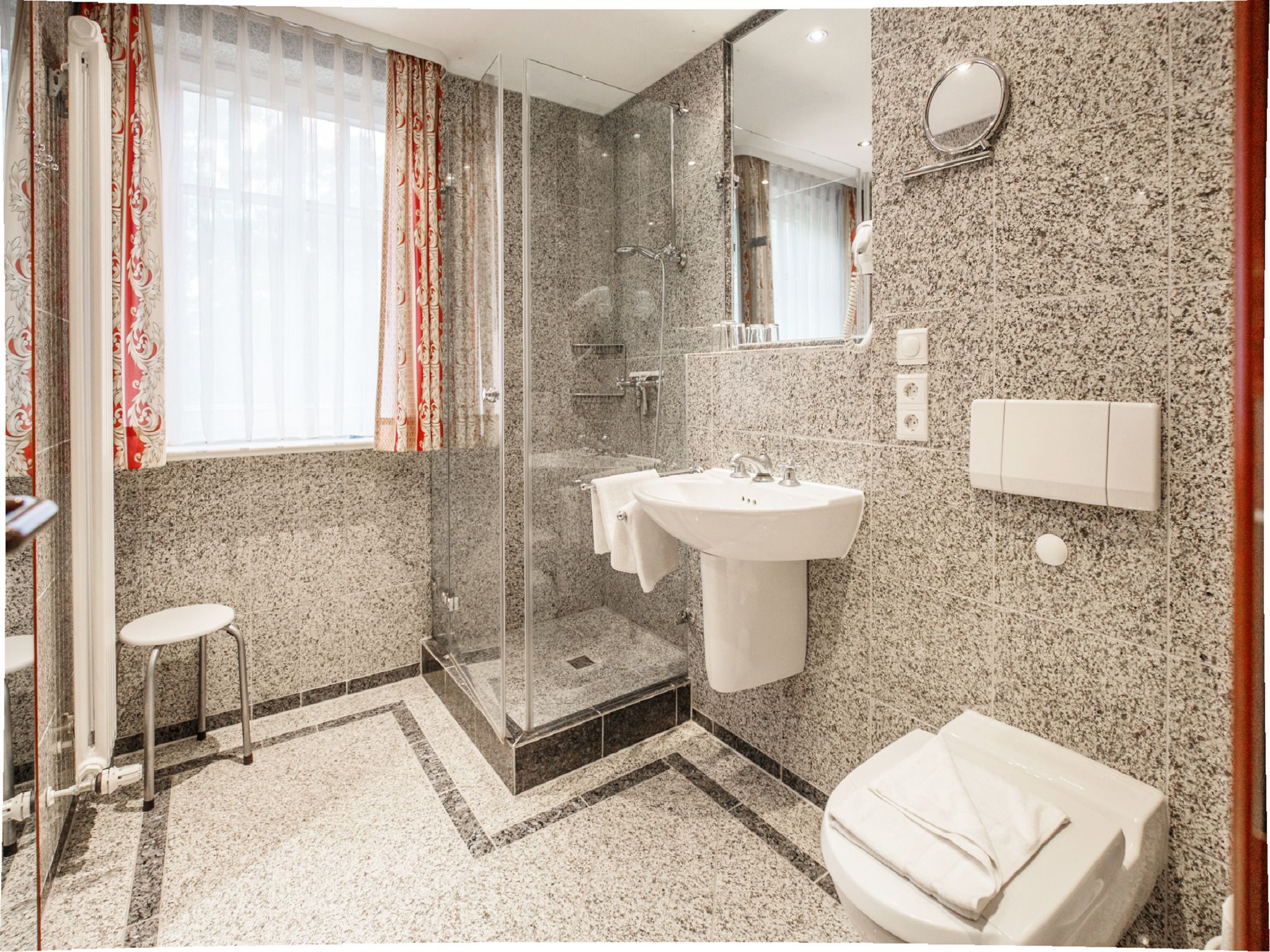 Dünenpark Binz Komfort Ferienwohnung mit 1 Schlafzimmer und Balkon im Obergeschoss (038) Insel Rügen - Badezimmer