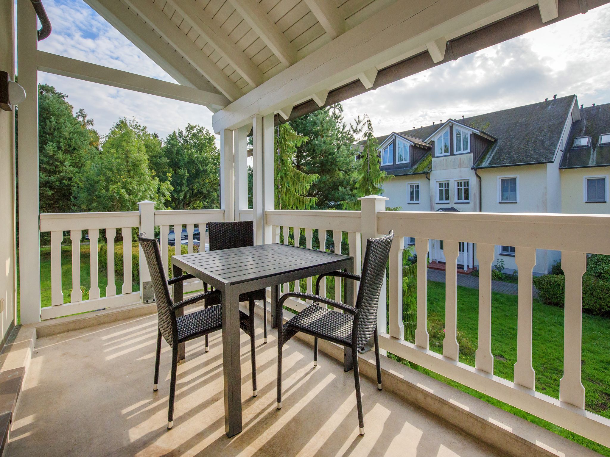 Dünenpark Binz Komfort Ferienwohnung mit 1 Schlafzimmer und Balkon im Obergeschoss (080) Insel Rügen - Balkon