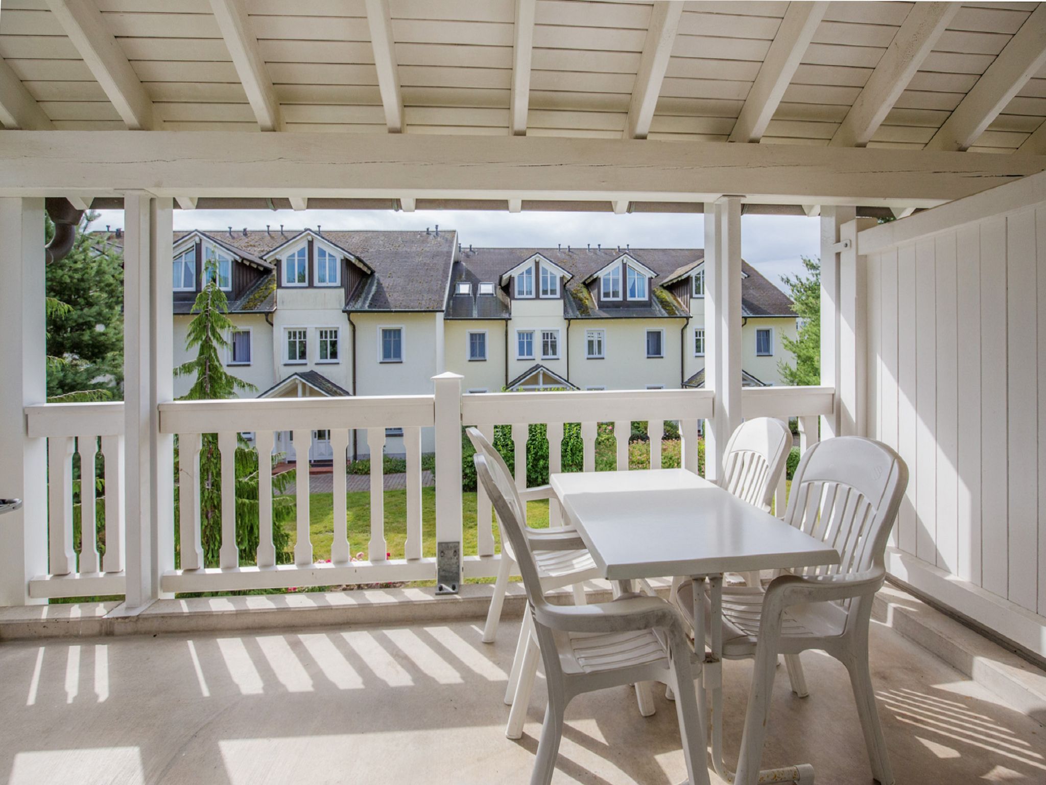 Dünenpark Binz Komfort Ferienwohnung mit 1 Schlafzimmer und Balkon im Obergeschoss (080) Insel Rügen - Balkon