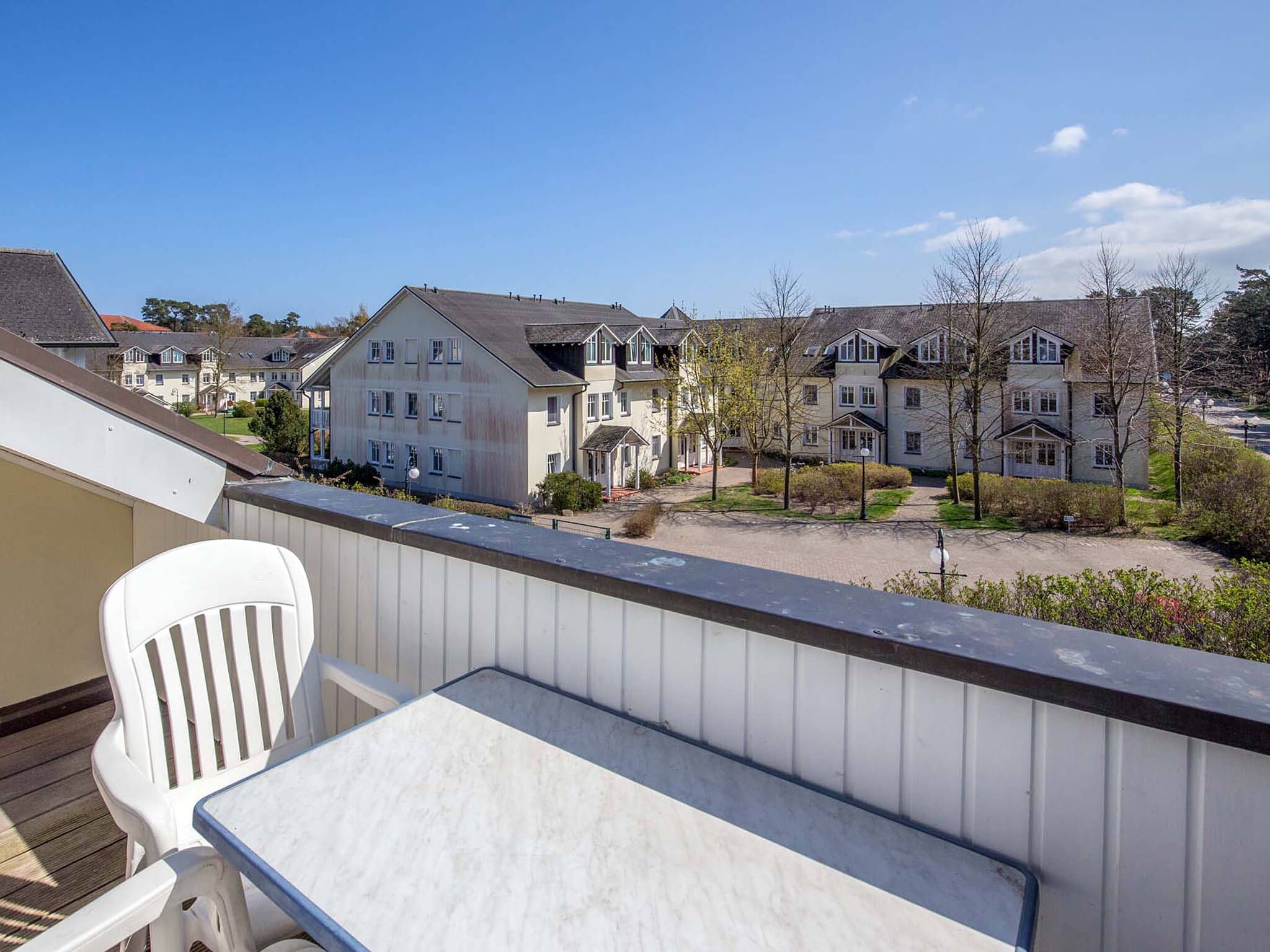 Dünenpark Binz Komfort Ferienwohnung mit 1 Schlafzimmer und Balkon im Dachgeschoss (109) Insel Rügen - Balkon