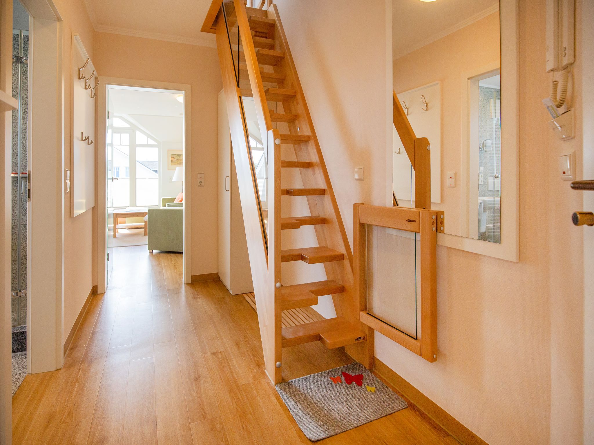 Dünenpark Binz Komfortplus Ferienwohnung mit 1 Schlafzimmer und Balkon im Dachgeschoss (114) Insel Rügen - Empfang