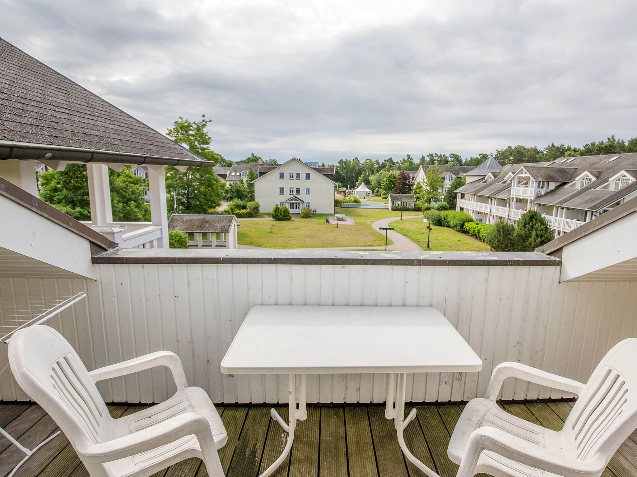 Dünenpark Binz Komfort Ferienwohnung mit 1 Schlafzimmer und Balkon im Dachgeschoss (123) Insel Rügen - Balkon