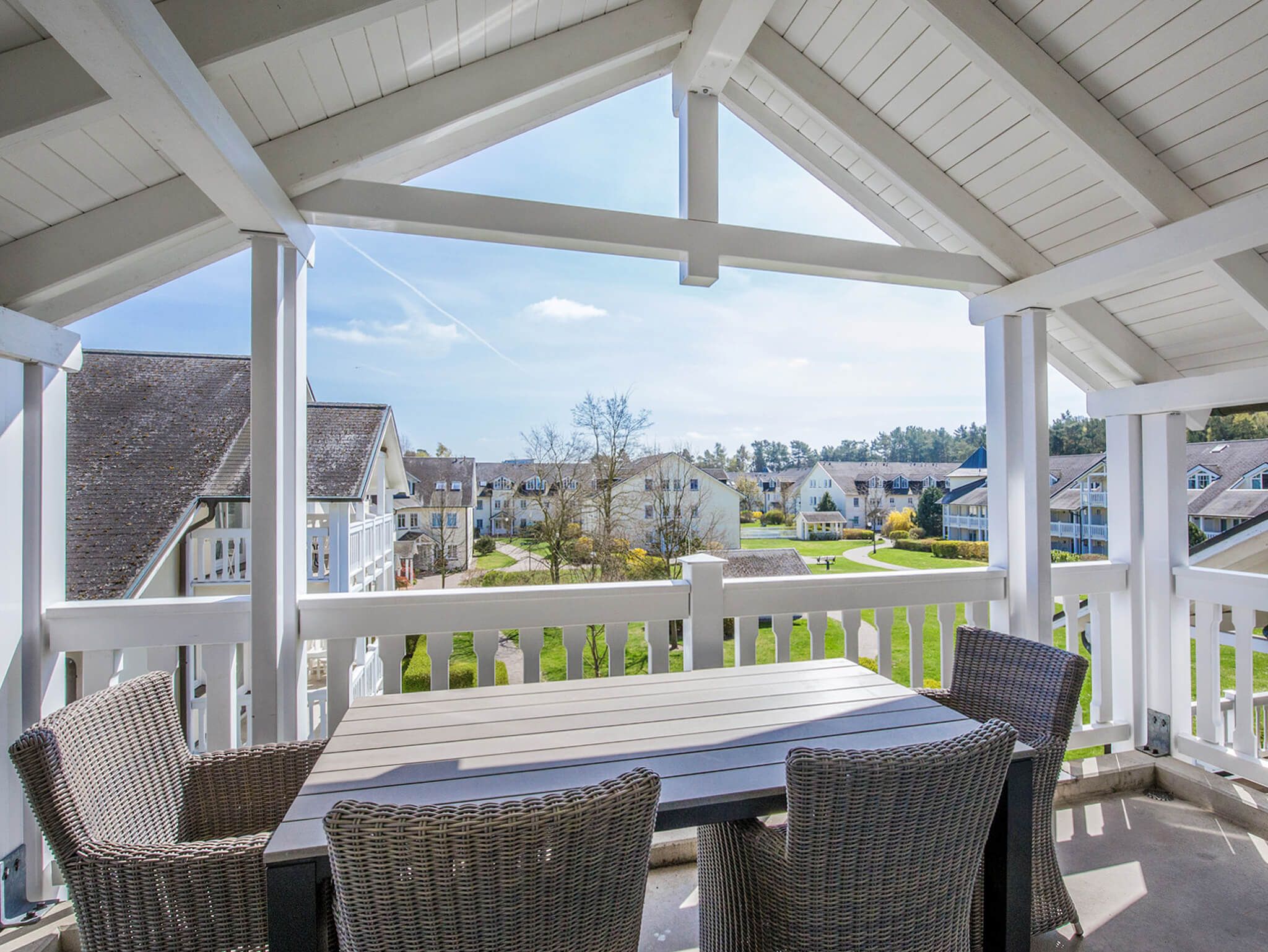 Dünenpark Binz Komfortplus Ferienwohnung mit 1 Schlafzimmer und Balkon im Dachgeschoss (136) Insel Rügen - Balkon