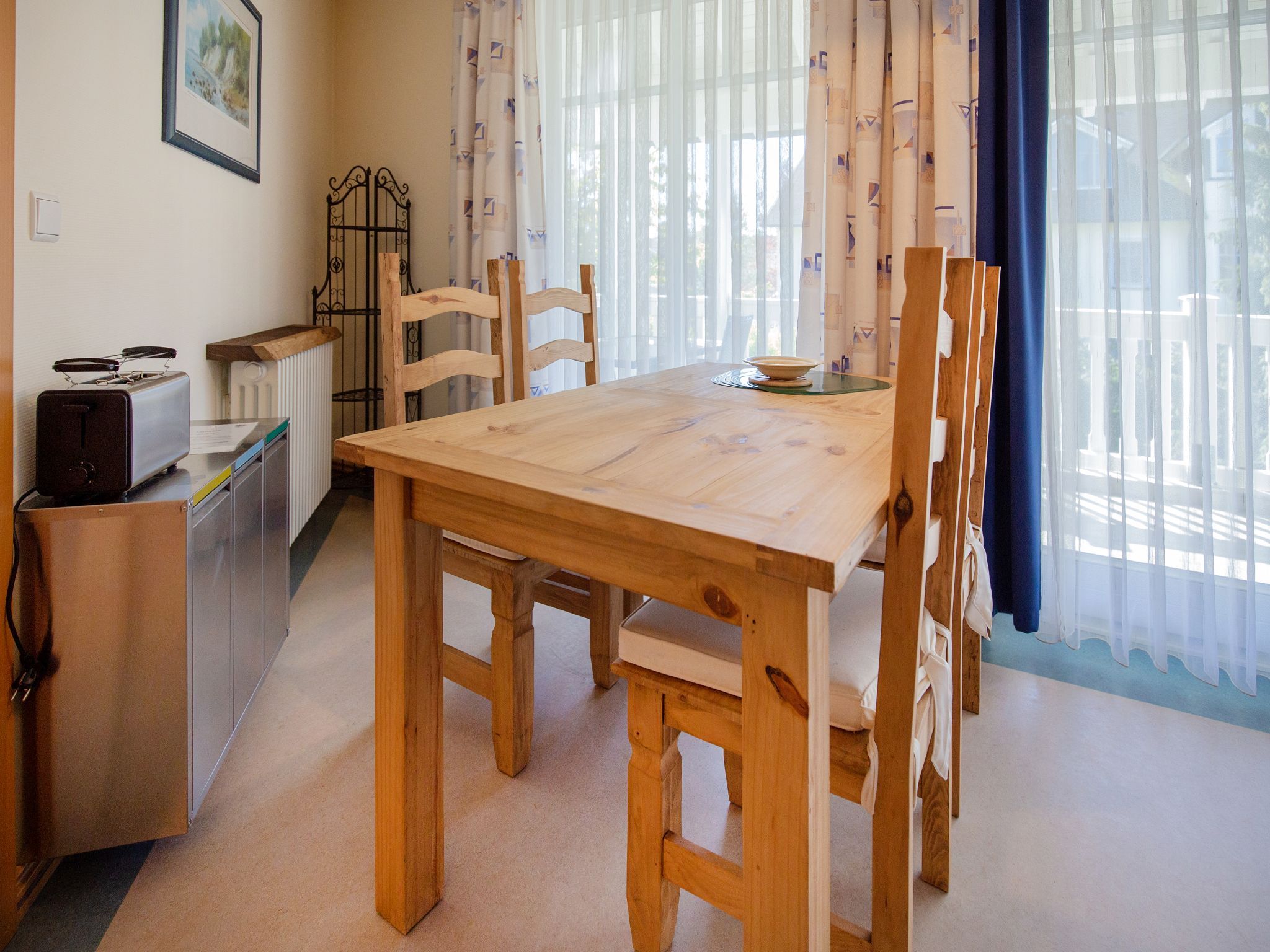 Dünenpark Binz Komfortplus Ferienwohnung mit 1 Schlafzimmer und Balkon im Obergeschoss (168) Insel Rügen - Küche / Küchenzeile