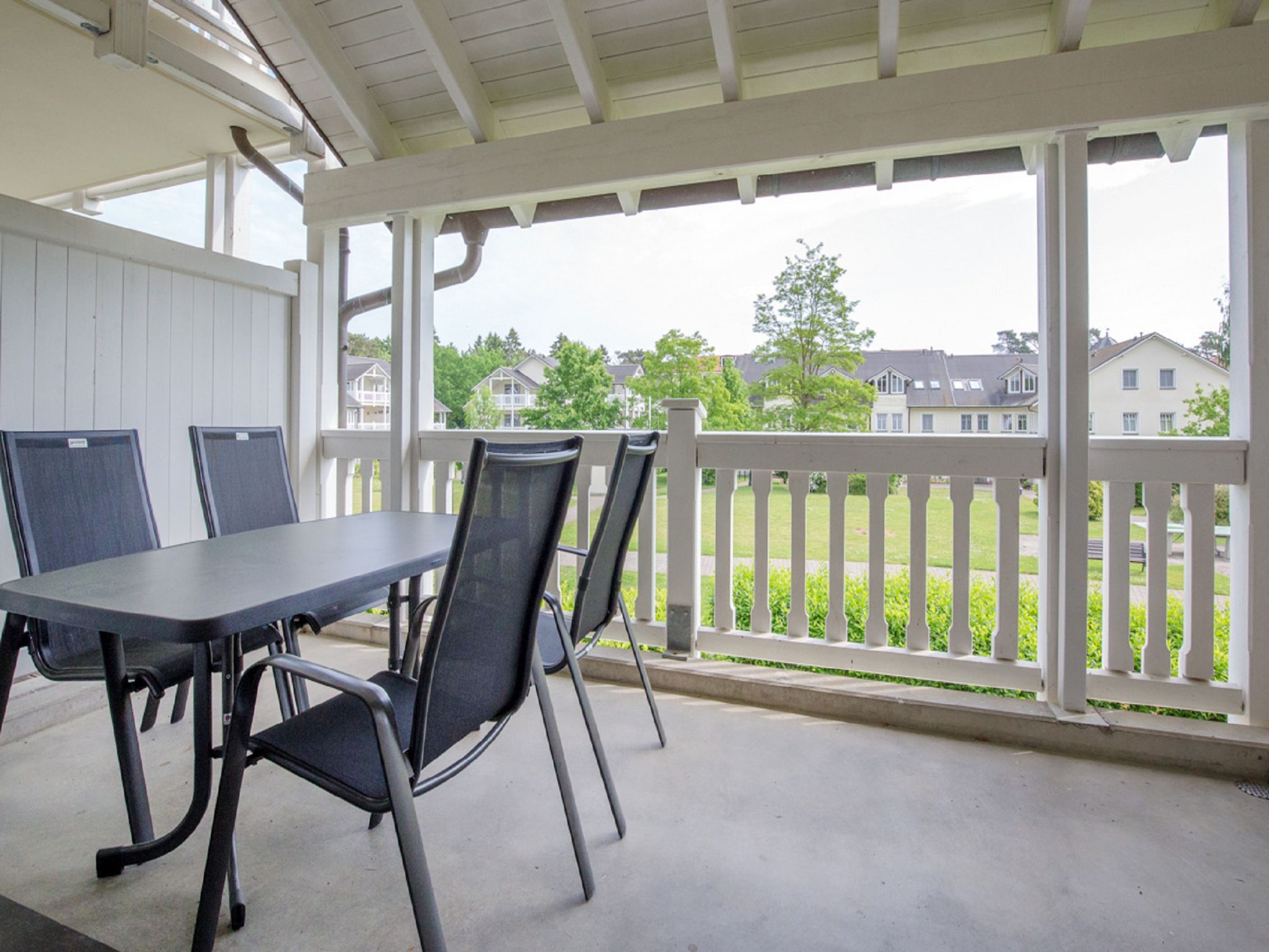 Dünenpark Binz Komfort Ferienwohnung mit 1 Schlafzimmer und Balkon im Obergeschoss (179) Insel Rügen - Balkon