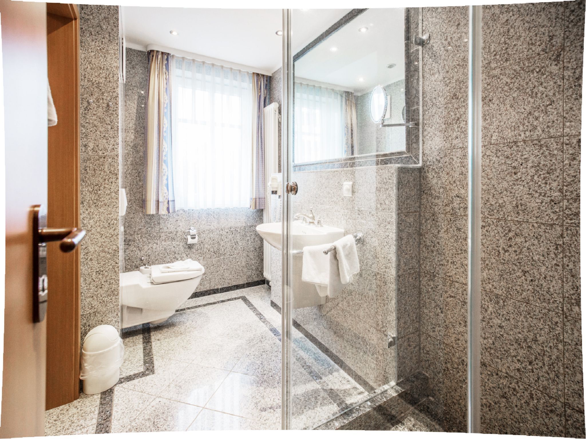 Dünenpark Binz Klassik Ferienwohnung mit 1 Schlafzimmer und Terrasse im Erdgeschoss (178) Insel Rügen - Badezimmer