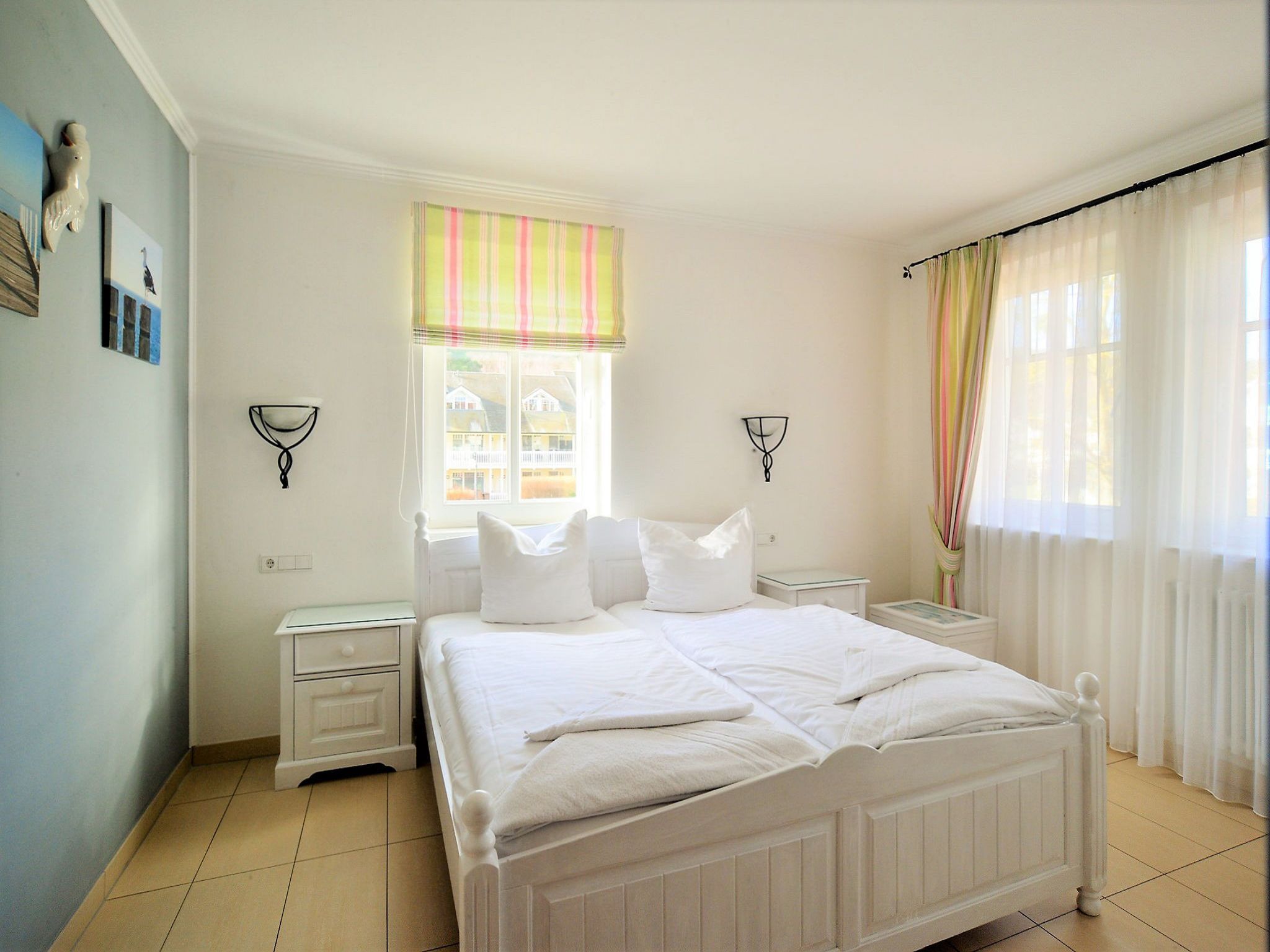 Dünenpark Binz Komfortplus Ferienwohnung mit 2 Schlafzimmern und Balkon im Obergeschoss (191) Insel Rügen - Schlafzimmer