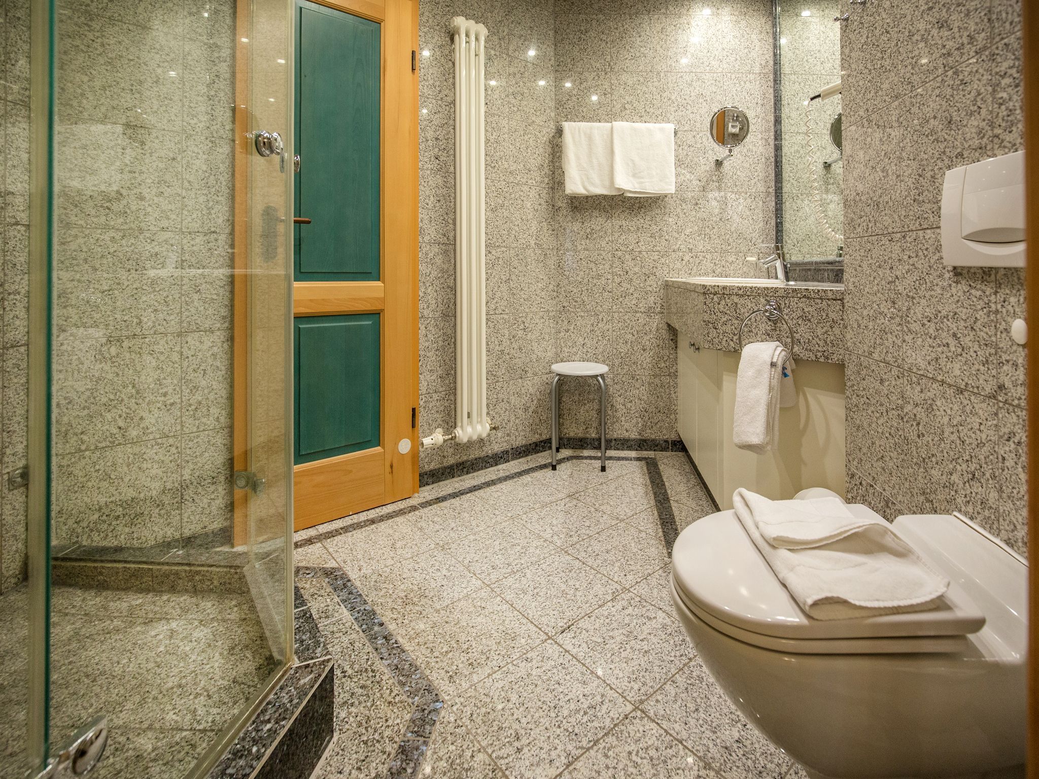 Dünenpark Binz Komfort Ferienwohnung mit 1 Schlafzimmer und Balkon im Obergeschoss (192) Insel Rügen - Badezimmer