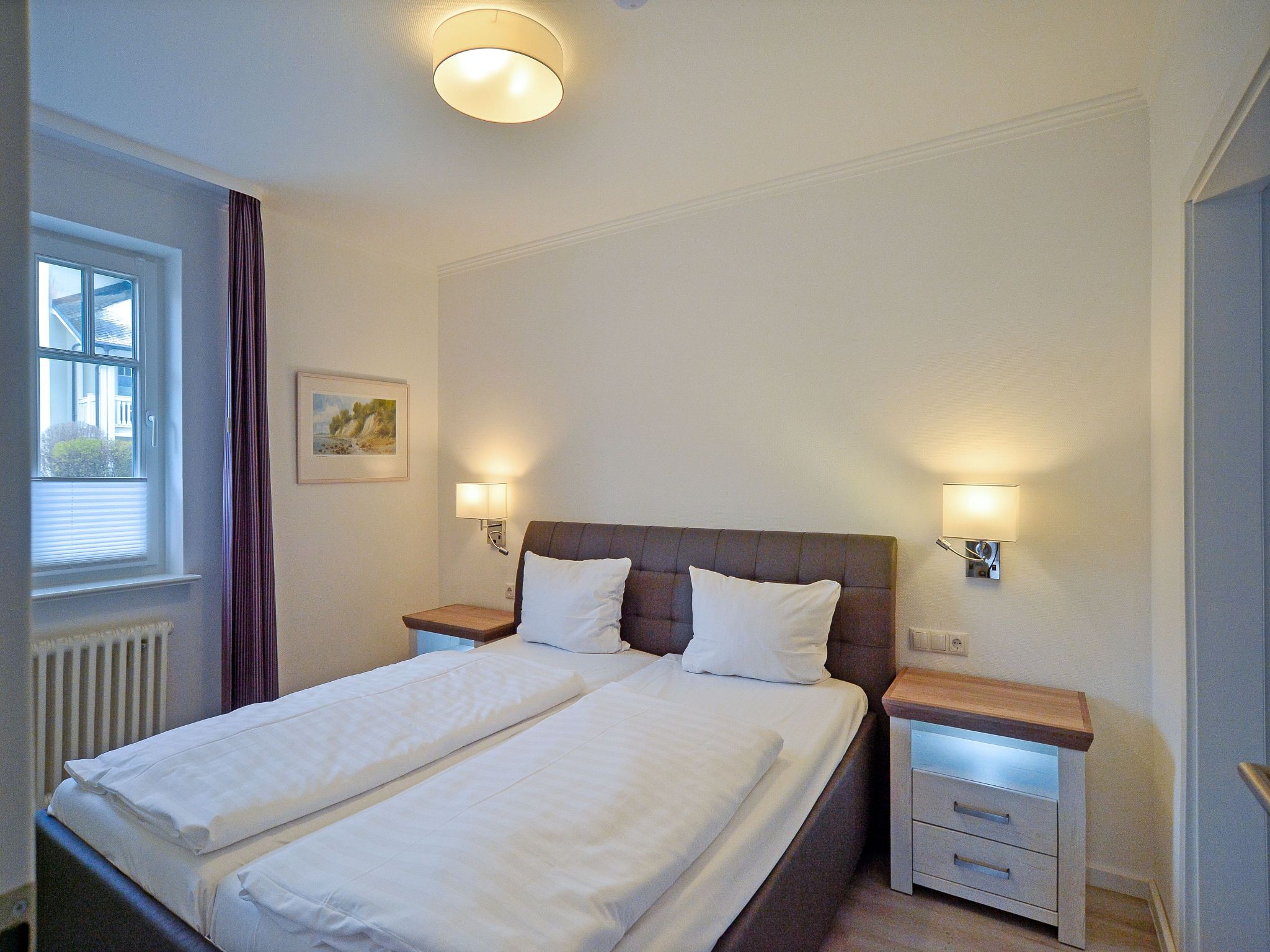 Dünenpark Binz Komfortplus Ferienwohnung mit 1 Schlafzimmer und Terrasse im Erdgeschoss (211) Insel Rügen - Schlafzimmer