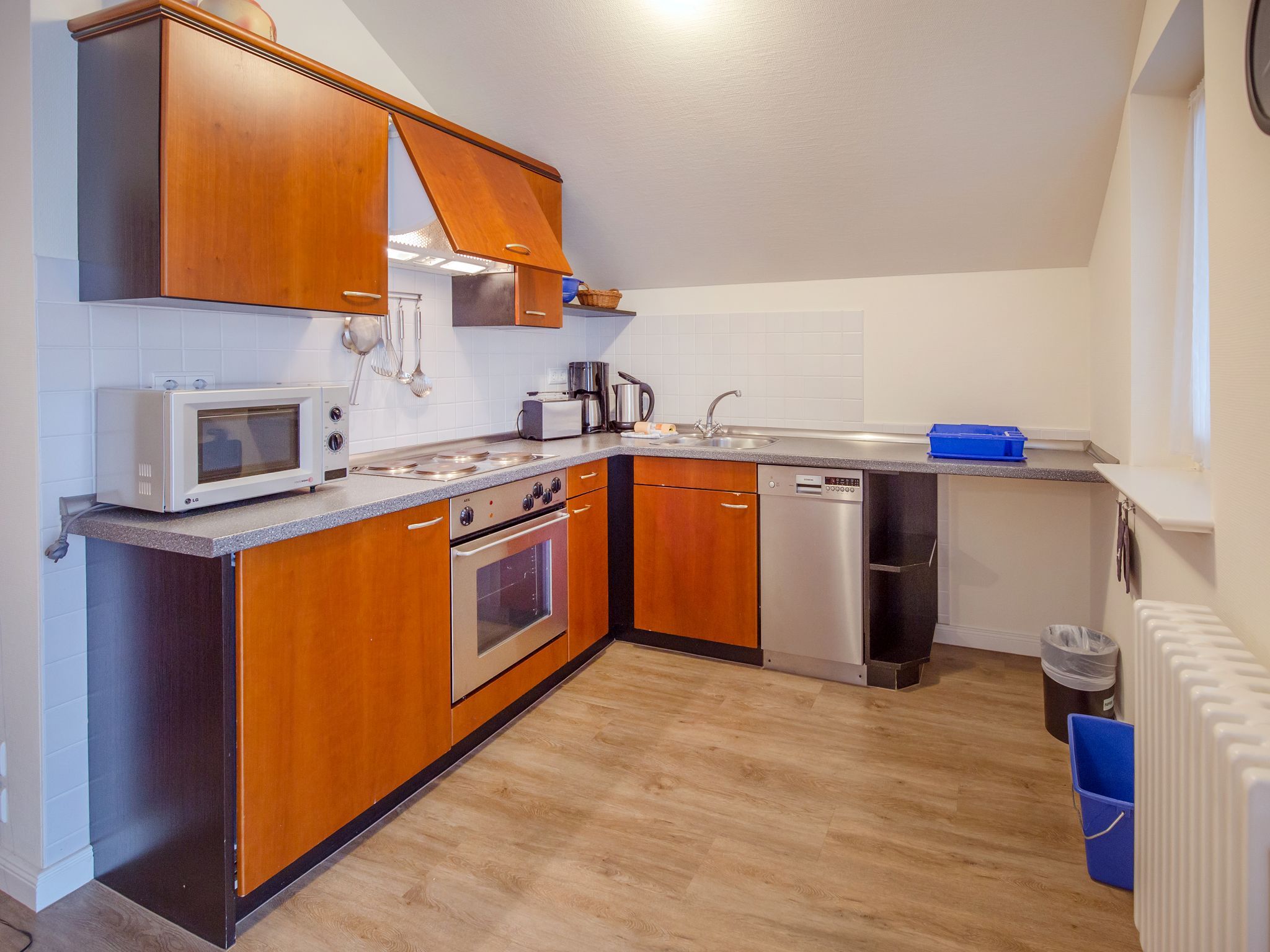 Dünenpark Binz Komfort Ferienwohnung mit 2 Schlafzimmern und Balkon im Dachgeschoss (218) Insel Rügen - Küche / Küchenzeile