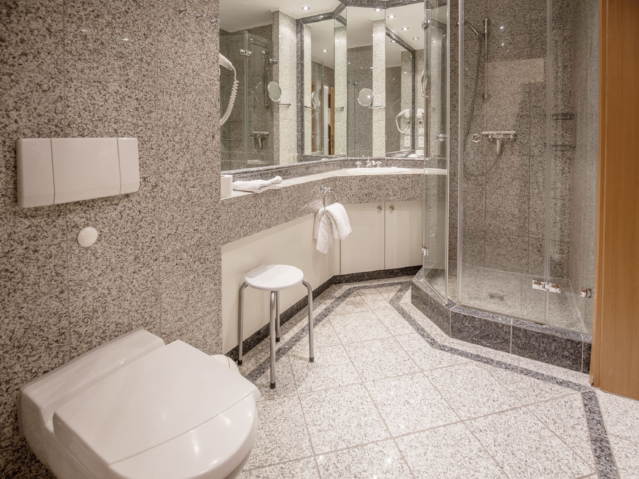 Dünenpark Binz Komfort Ferienwohnung mit 1 Schlafzimmer und Terrasse im Erdgeschoss (239) Insel Rügen - Badezimmer