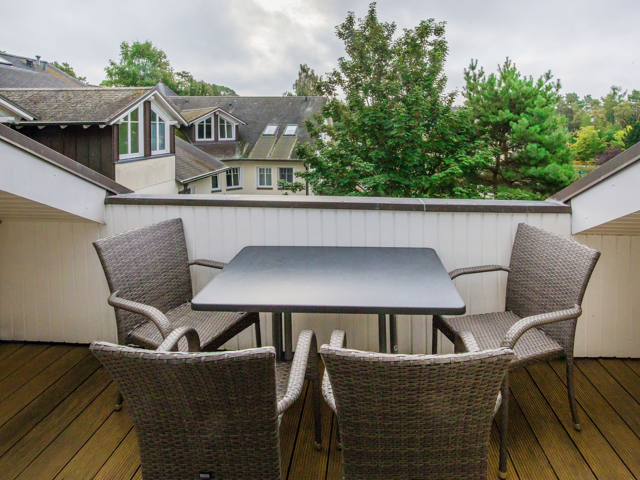 Dünenpark Binz Komfortplus Ferienwohnung mit 2 Schlafzimmern und Balkon im Dachgeschoss (248) Insel Rügen - Balkon