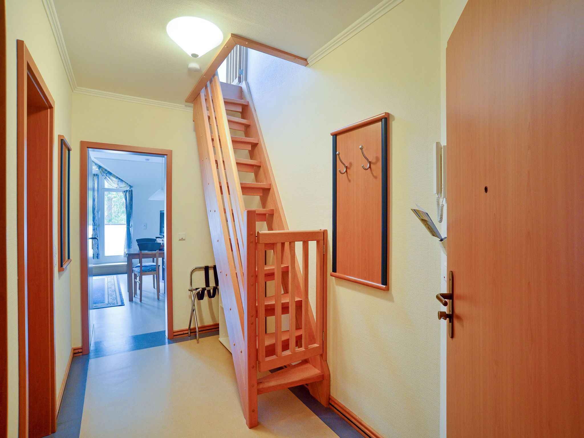 Dünenpark Binz Komfort Ferienwohnung mit 2 Schlafzimmern und Balkon im Dachgeschoss (260) Insel Rügen - Empfang