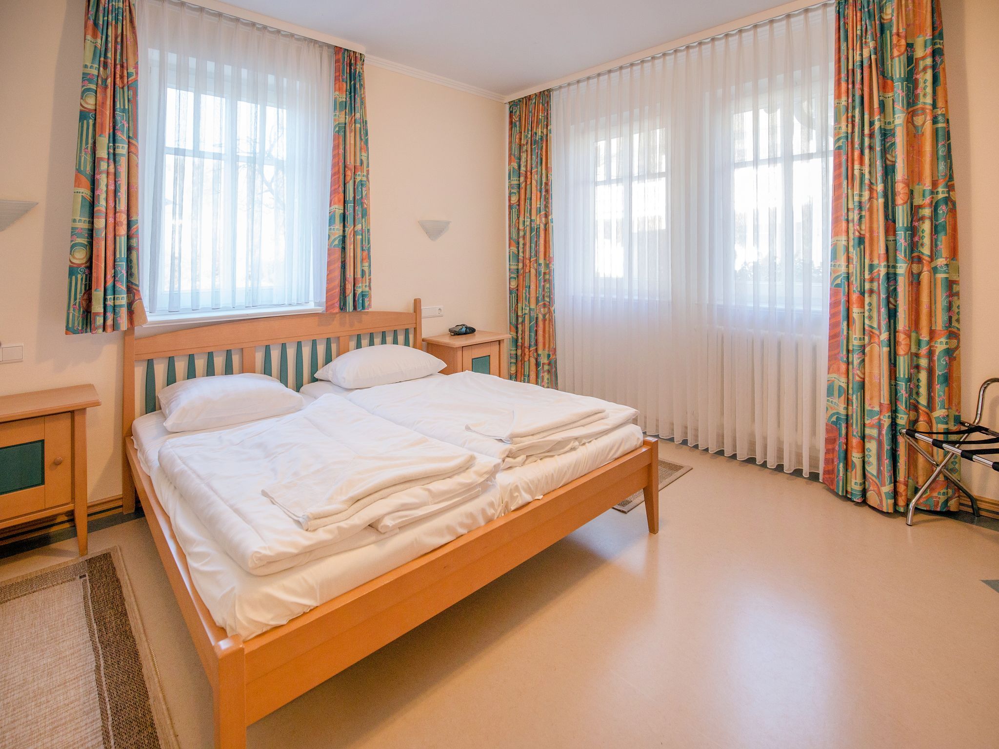 Dünenpark Binz Komfort Ferienwohnung mit 2 Schlafzimmern und Terrasse im Erdgeschoss (261) Insel Rügen - Schlafzimmer