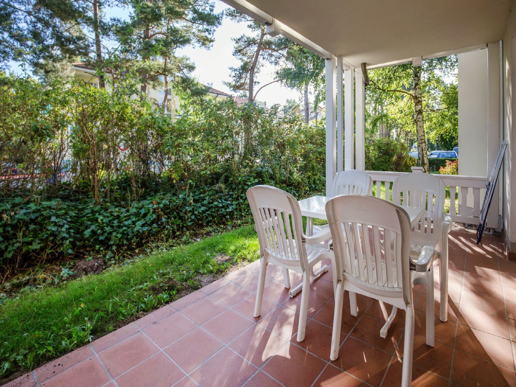 Dünenpark Binz Komfort Ferienwohnung mit 1 Schlafzimmer und Terrasse im Erdgeschoss (263) Insel Rügen - Terrasse