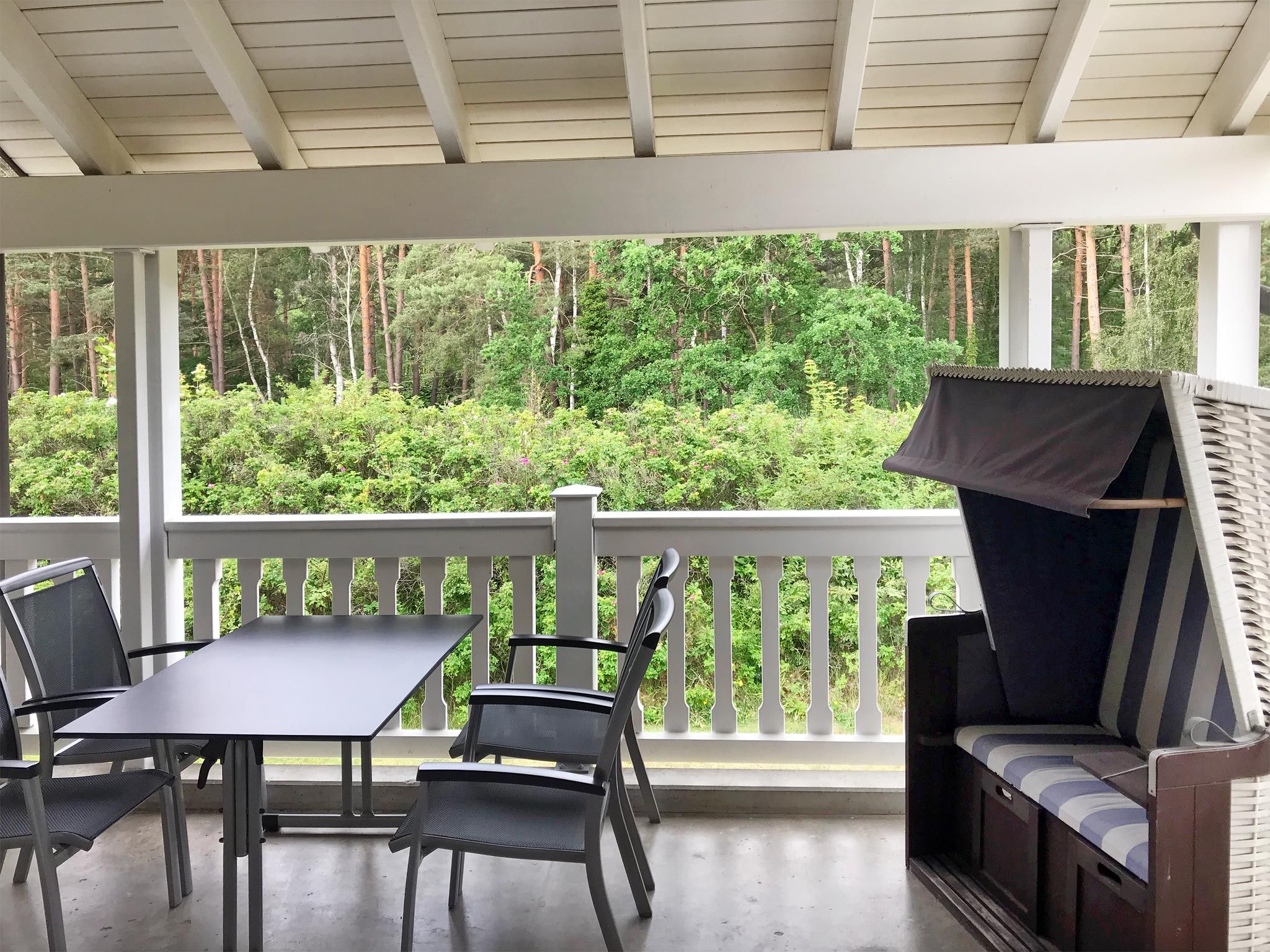 Dünenpark Binz Komfortplus Ferienwohnung mit 1 Schlafzimmer und Balkon im Obergeschoss (289) Insel Rügen - Balkon