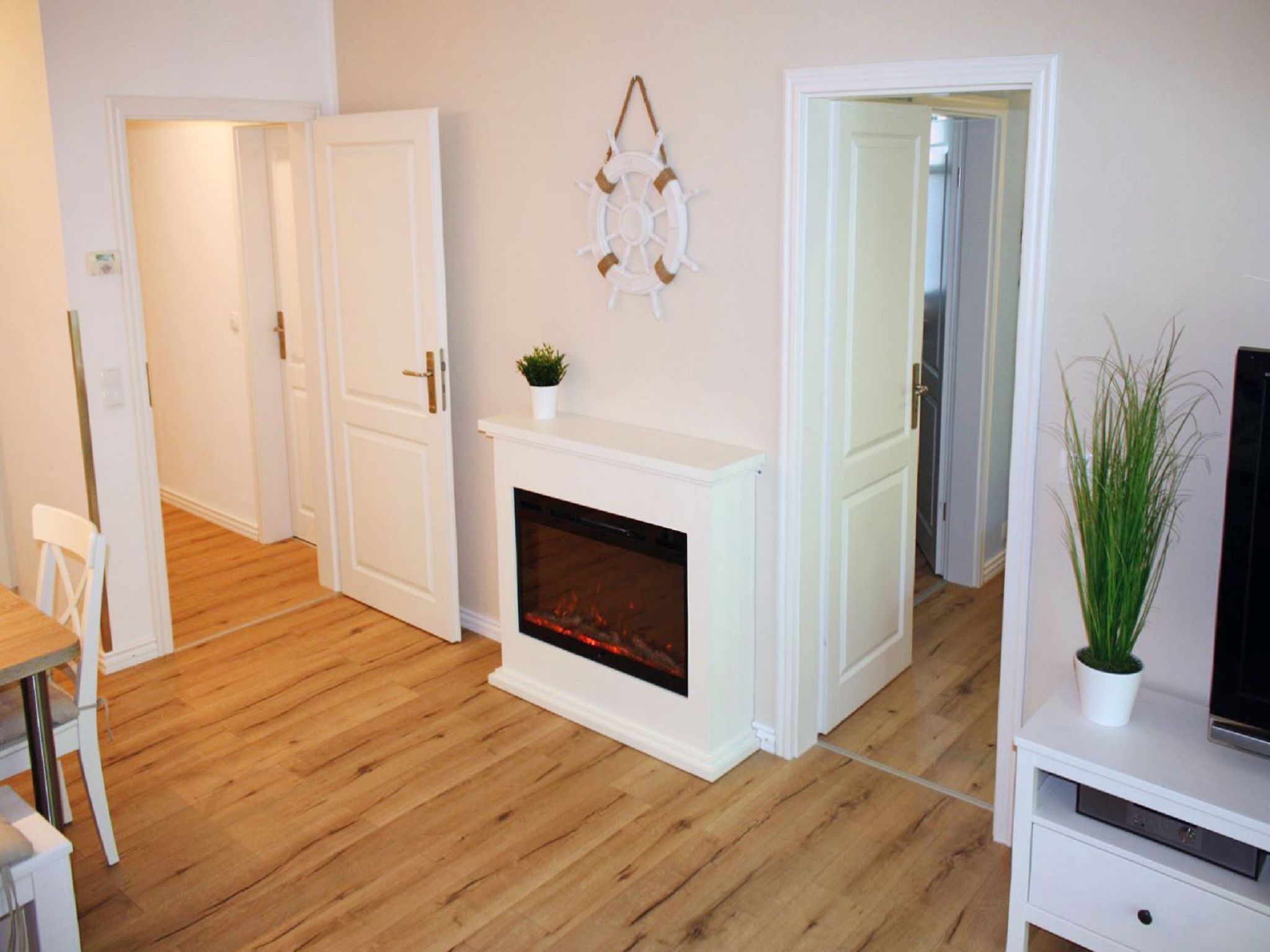 Dünenpark Binz Komfortplus Ferienwohnung mit 2 Schlafzimmern und Terrasse im Erdgeschoss (276) Insel Rügen - Wohnzimmer