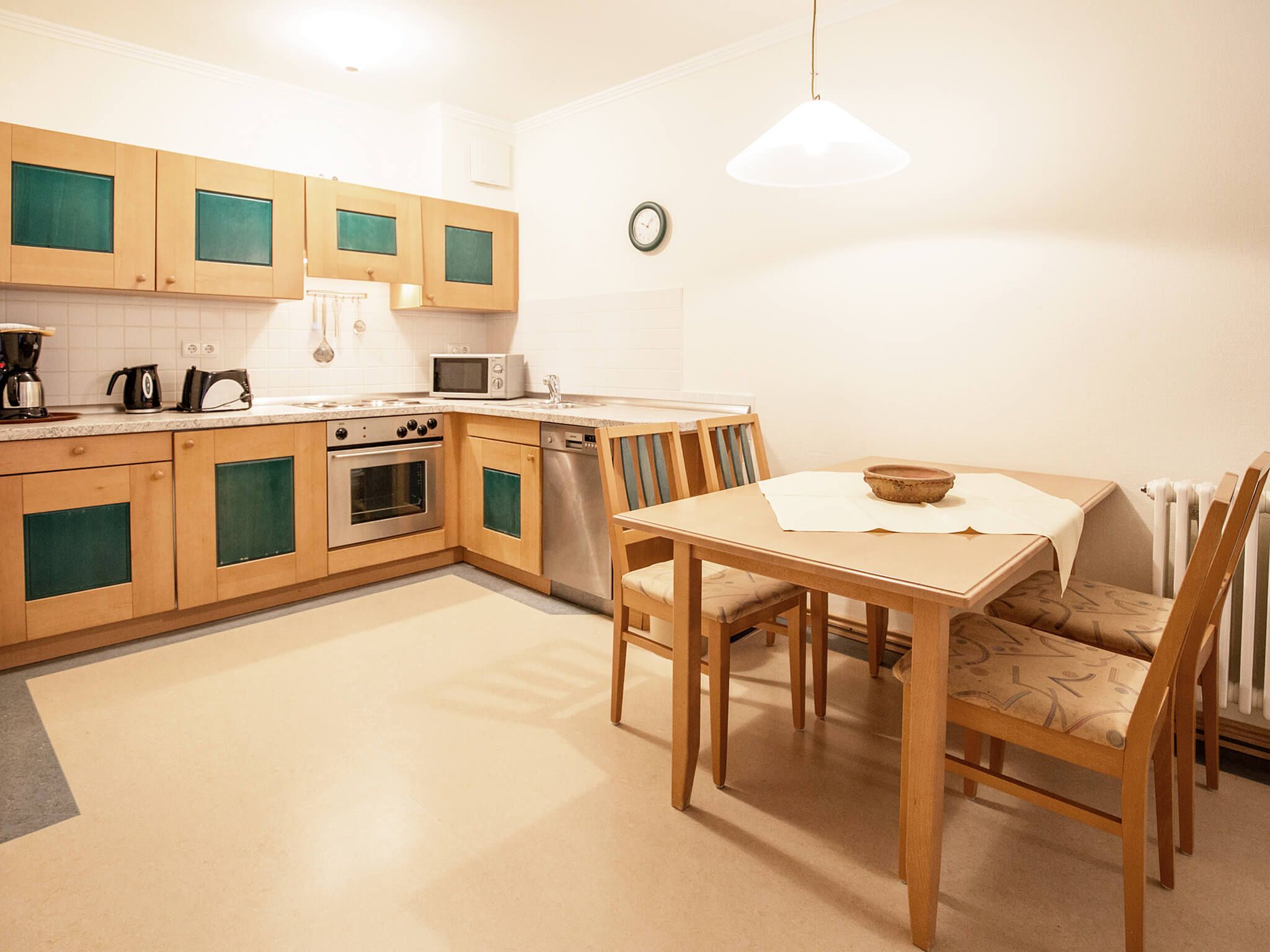 Dünenpark Binz Komfort Ferienwohnung mit 2 Schlafzimmern und Balkon im Obergeschoss (277) Insel Rügen - Küche / Küchenzeile