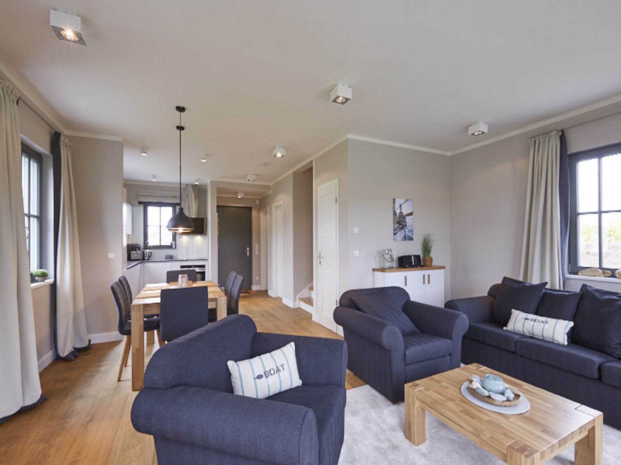 Superior Reetdachvilla mit 2 Schlafzimmern und Kamin (E28) - Wohnzimmer