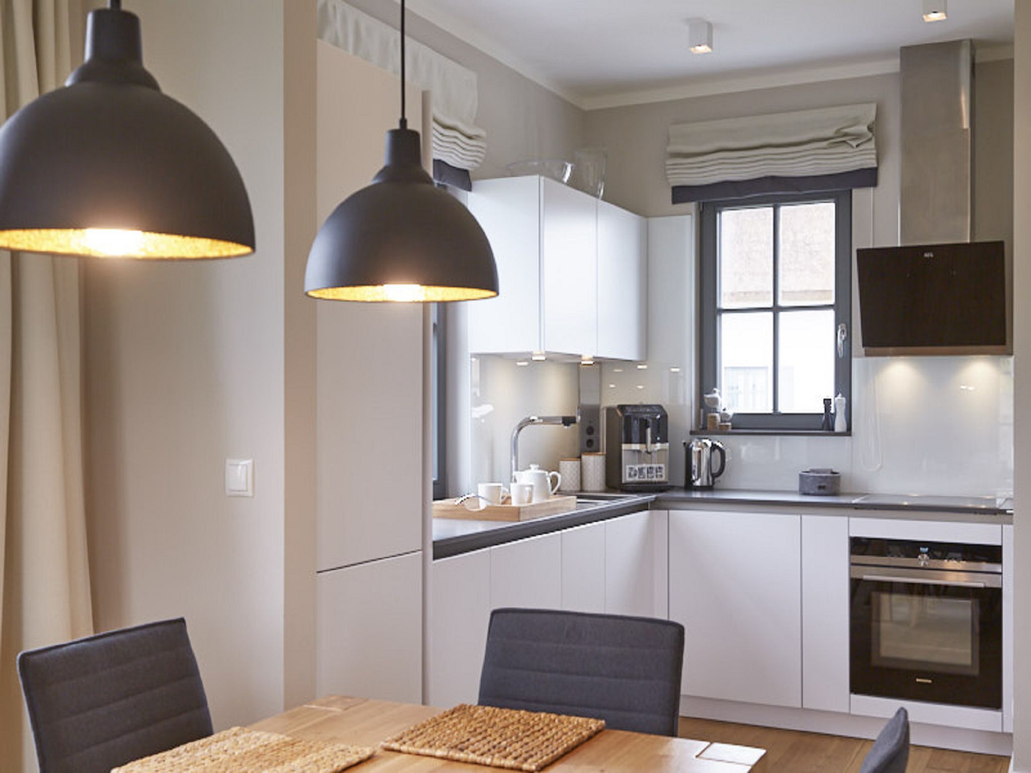 Superior Reetdachvilla mit 2 Schlafzimmern und Kamin (E28) - Küche / Küchenzeile