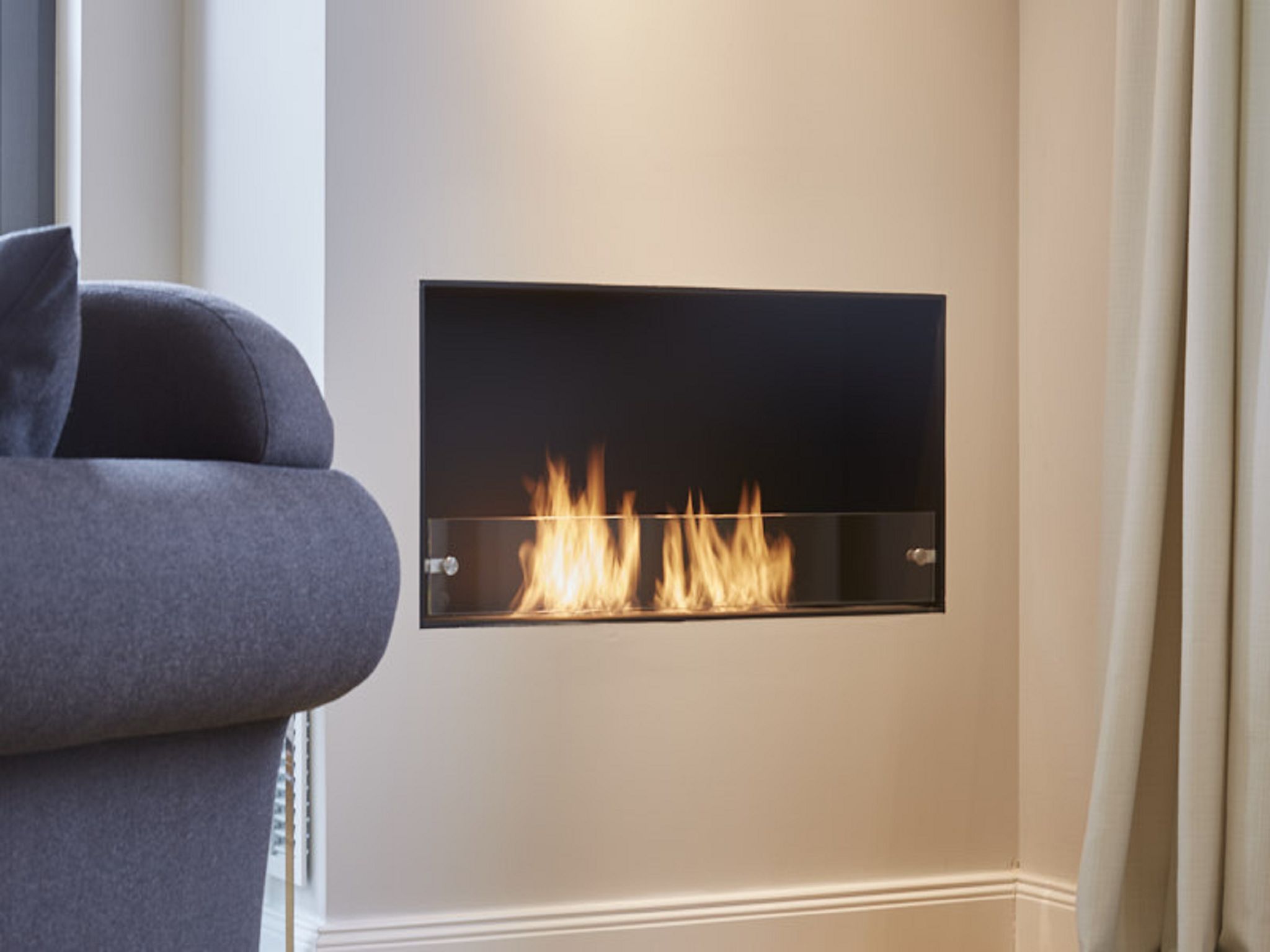 Superior Reetdachvilla mit 2 Schlafzimmern und Kamin (E26) - Kamin-/Ofen