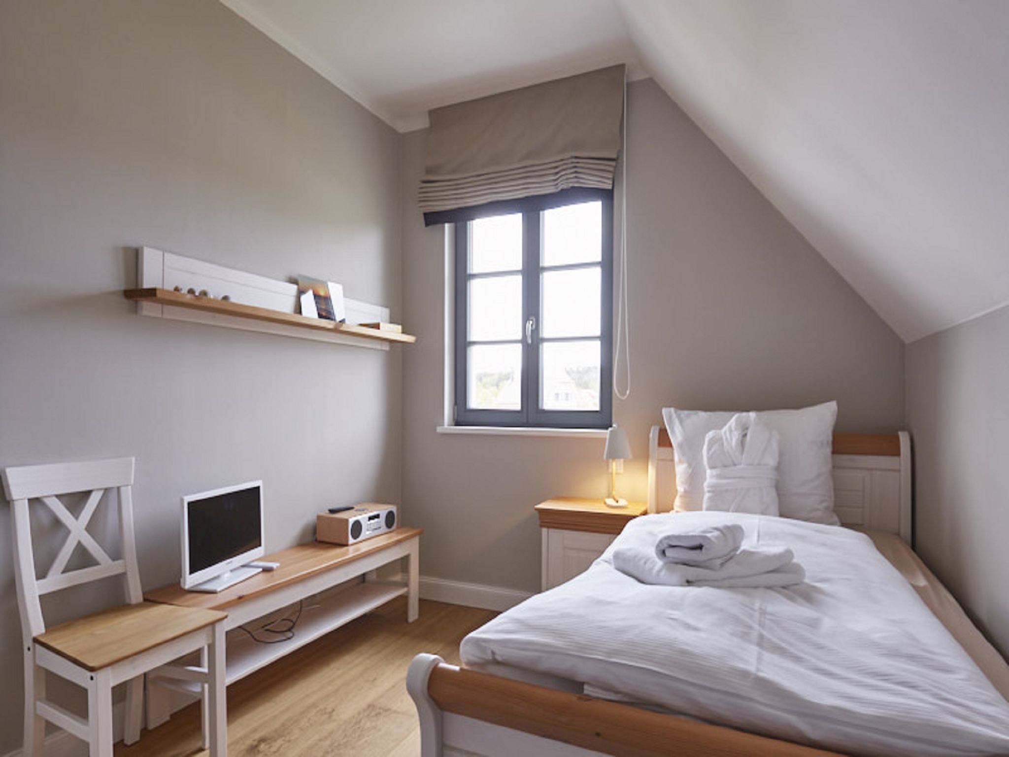 Premium Reetdachvilla mit 3 Schlafzimmern, Sauna und Kamin (E21) - Schlafzimmer